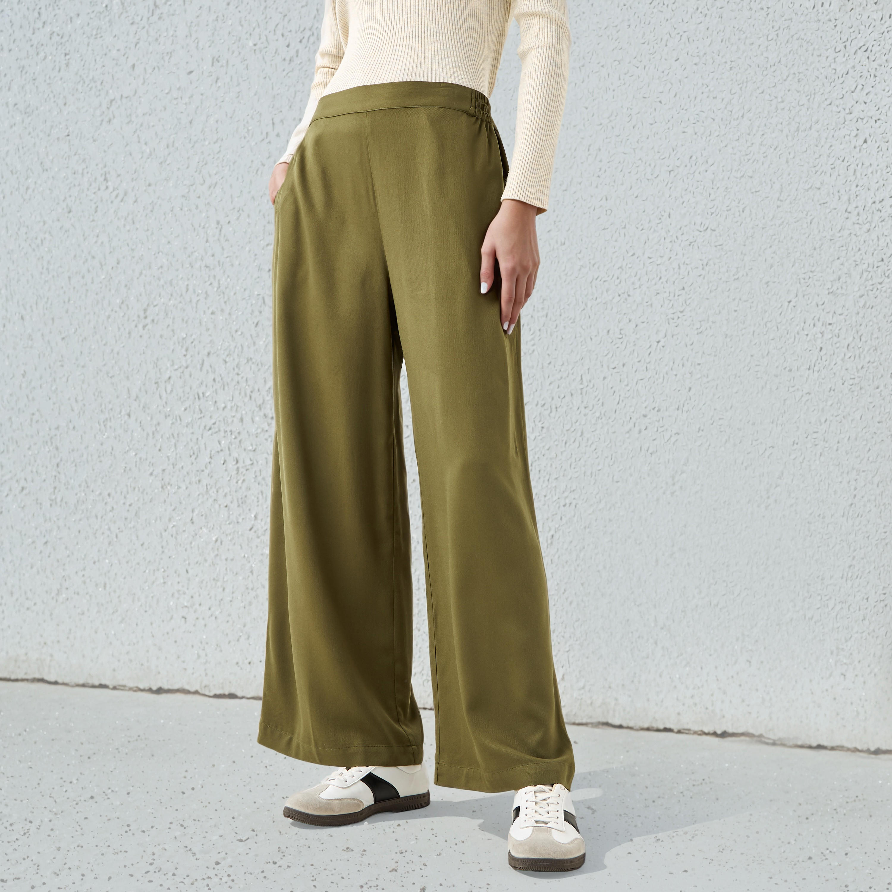 بنطلون بالازو بأرجل واسعة وخصر مرن-women-clothing-bottoms-trousers-image-1