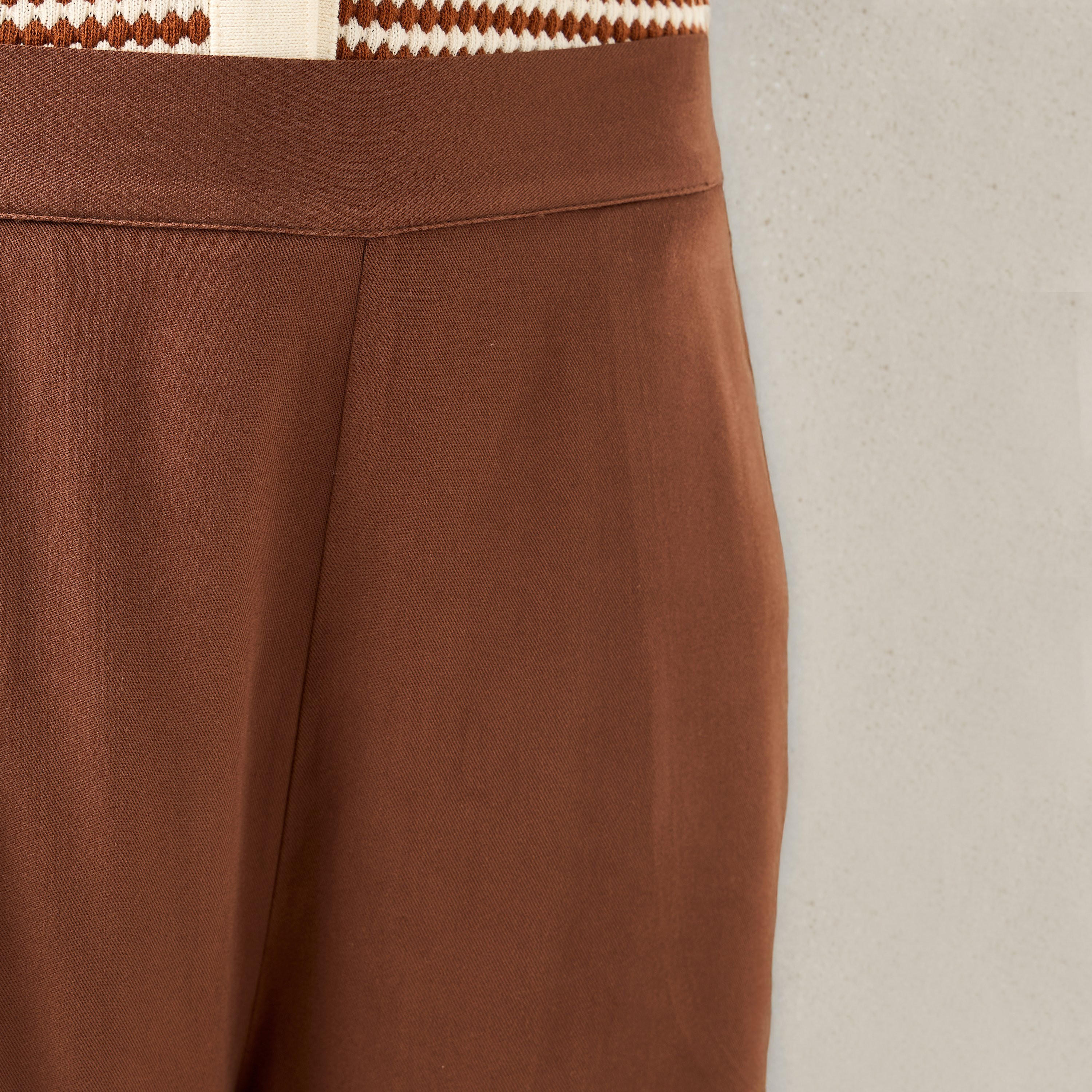 بنطلون بالازو بأرجل واسعة وخصر مرن-women-clothing-bottoms-trousers-image-3