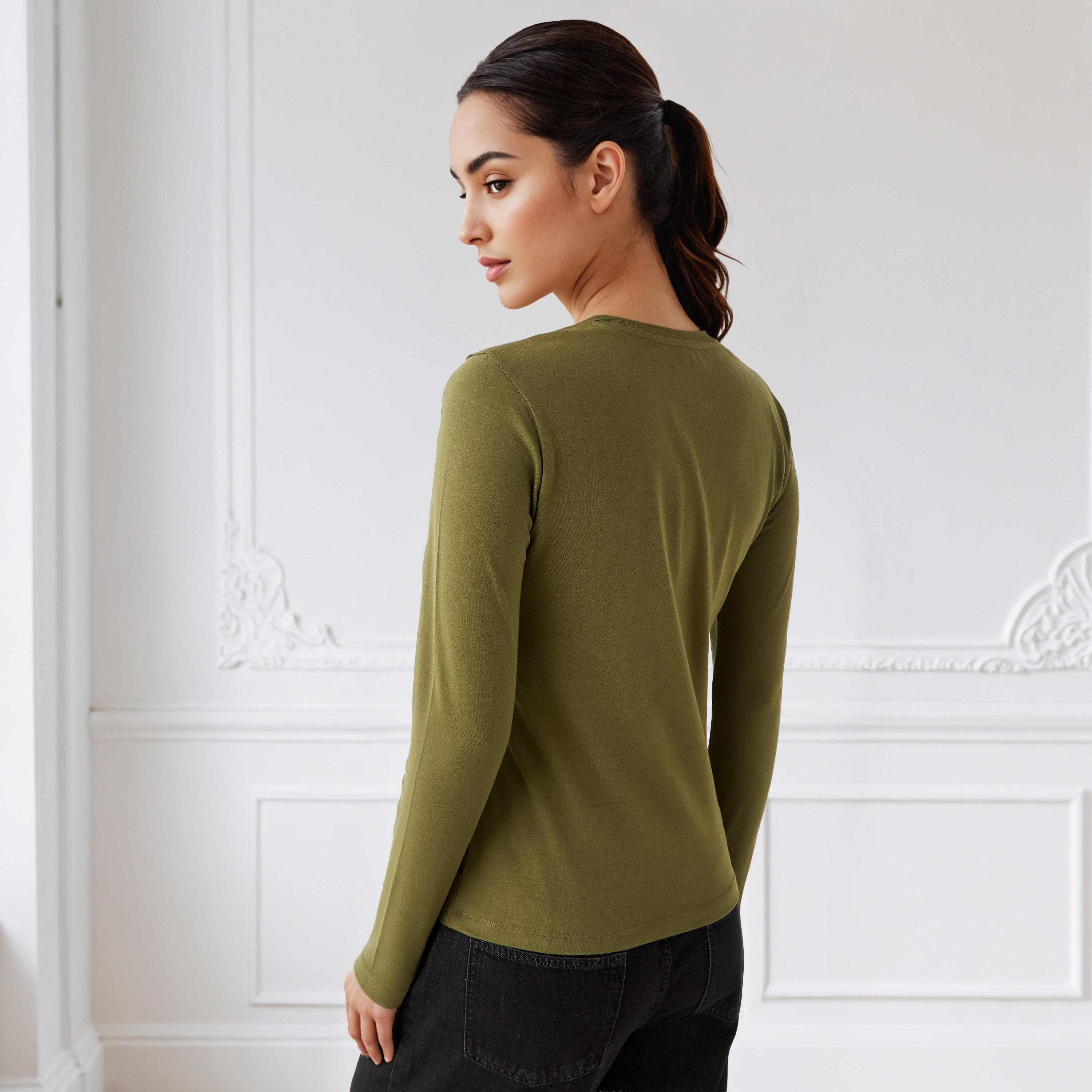 تيشيرت بقصة سليم-women-clothing-tshirts-image-3