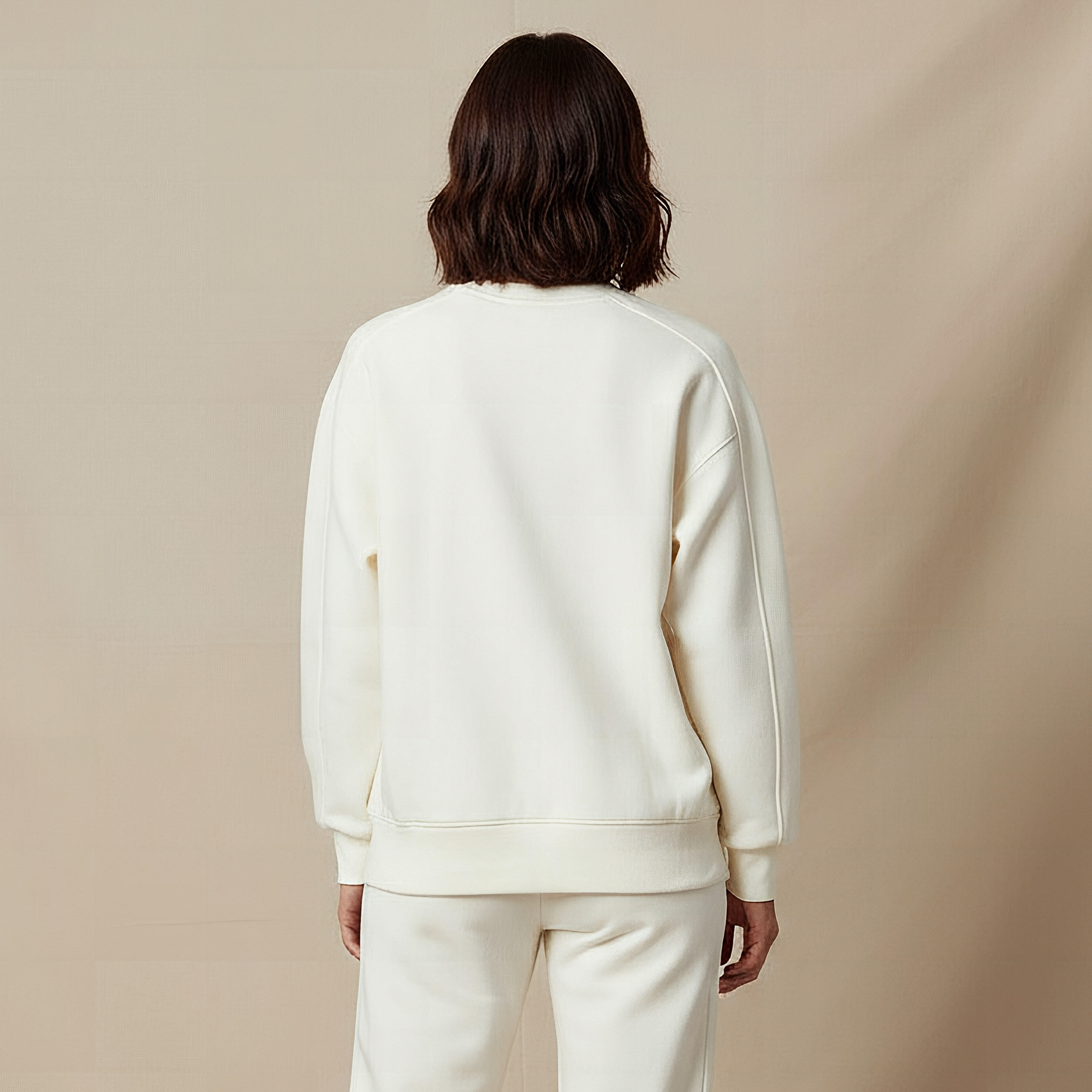 سويت شيرت بقصّة مريحة-women-winterwear-hoodiesandsweatshirts-sweatshirts-image-3