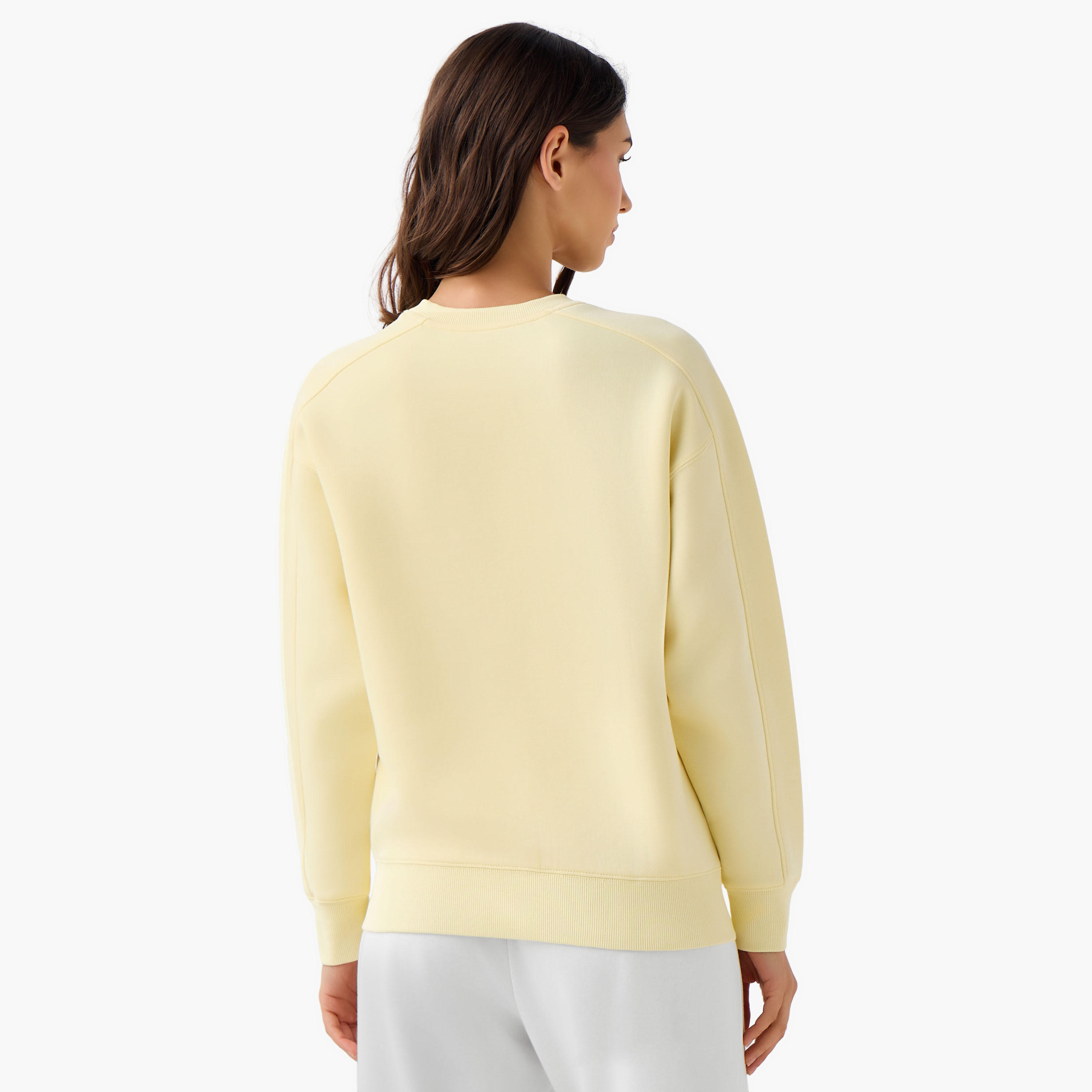 سويت شيرت بقصّة مريحة-women-winterwear-hoodiesandsweatshirts-sweatshirts-image-3