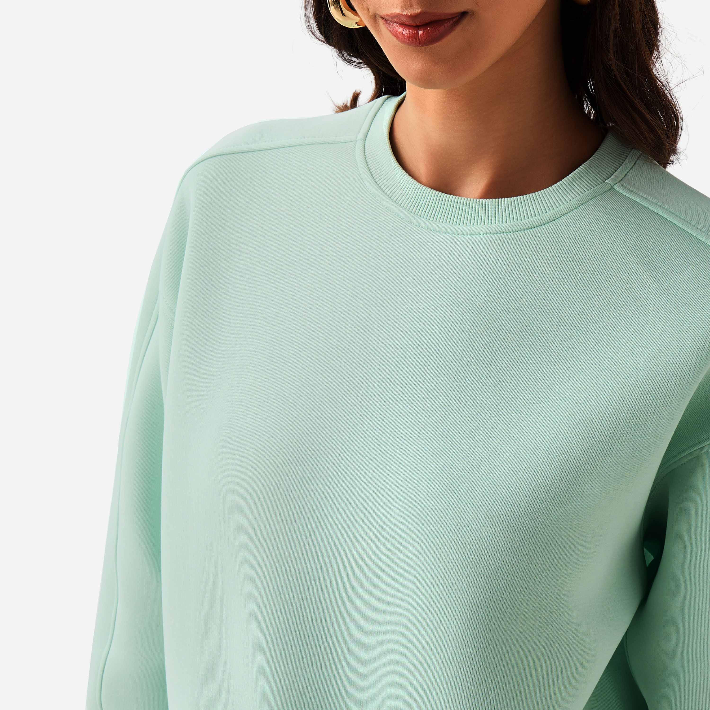 سويت شيرت بقصّة مريحة-women-winterwear-hoodiesandsweatshirts-sweatshirts-image-4