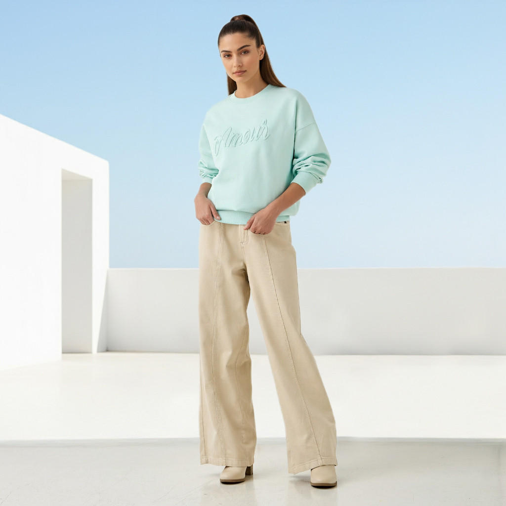 سويت شيرت بقصة عادية وطبعات-women-winterwear-hoodiesandsweatshirts-sweatshirts-image-2
