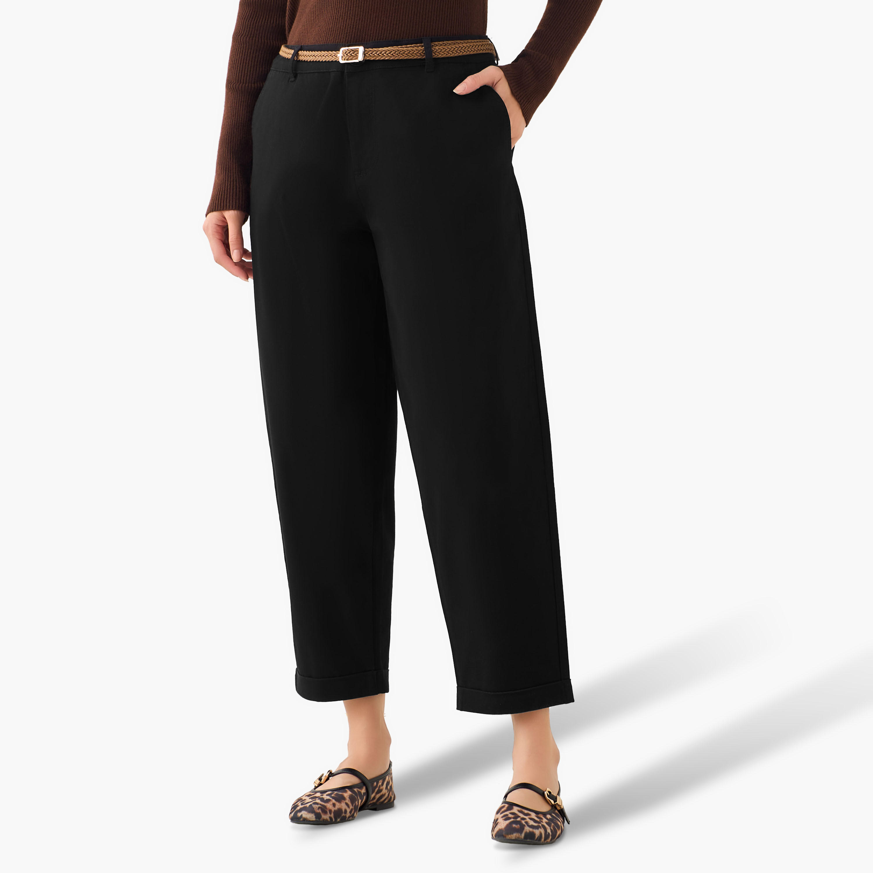 بنطلون شينو بخصر مرتفع وقصة مريحة-women-clothing-bottoms-trousers-image-2