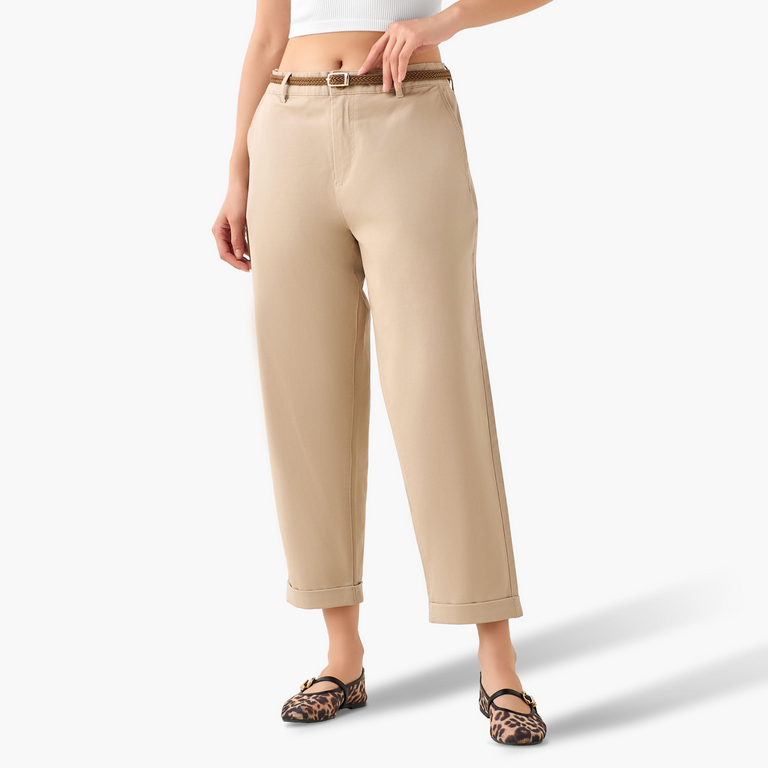 بنطلون شينو بخصر مرتفع وقصة مريحة-women-clothing-bottoms-trousers-image-2
