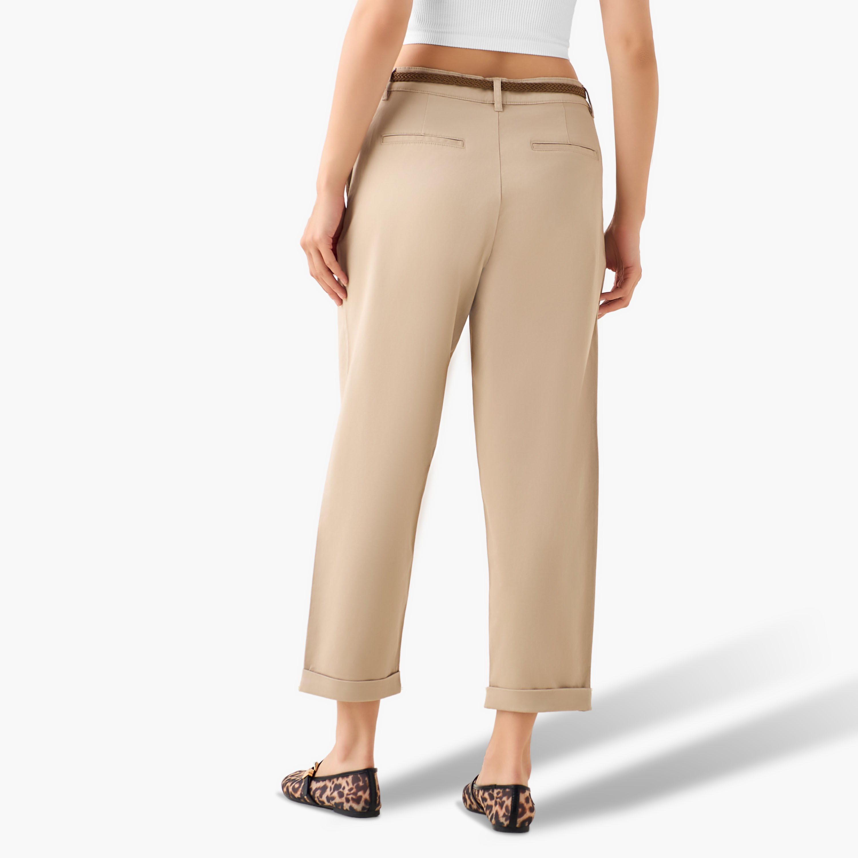 بنطلون شينو بخصر مرتفع وقصة مريحة-women-clothing-bottoms-trousers-image-4