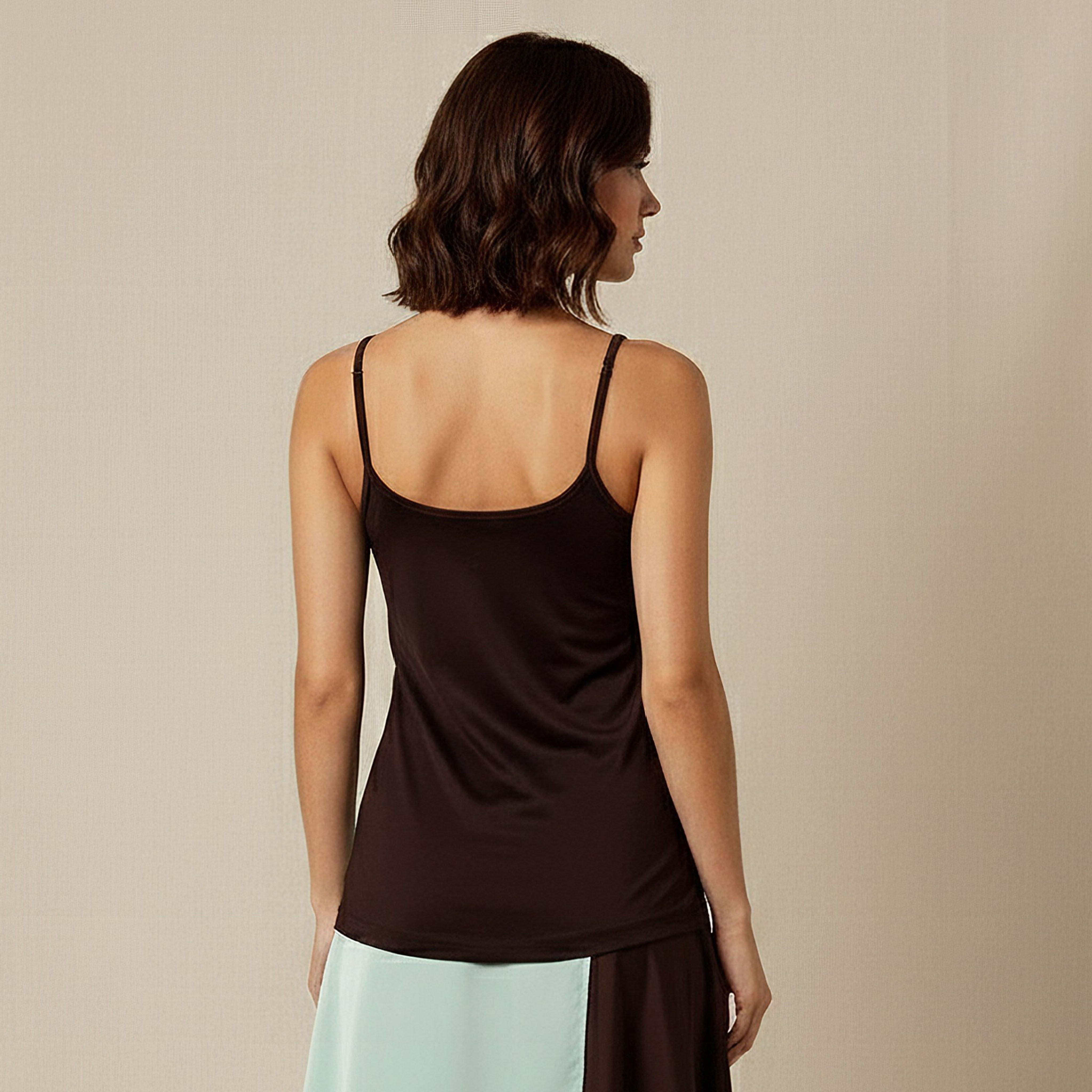 بلوزة بقصة عادية بياقة عميقة-women-clothing-lingerie-camisoles-image-3