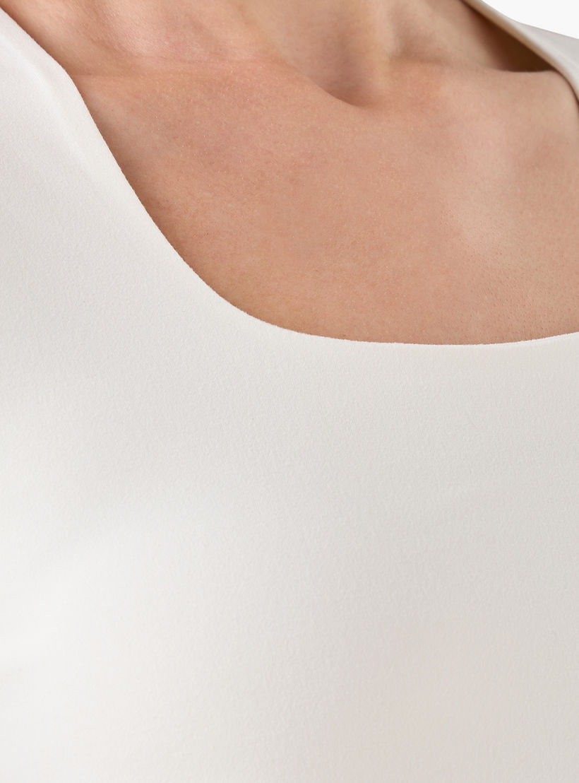 تيشيرت مايكروفايبر برقبة مربعة-women-clothing-tshirts-image-5