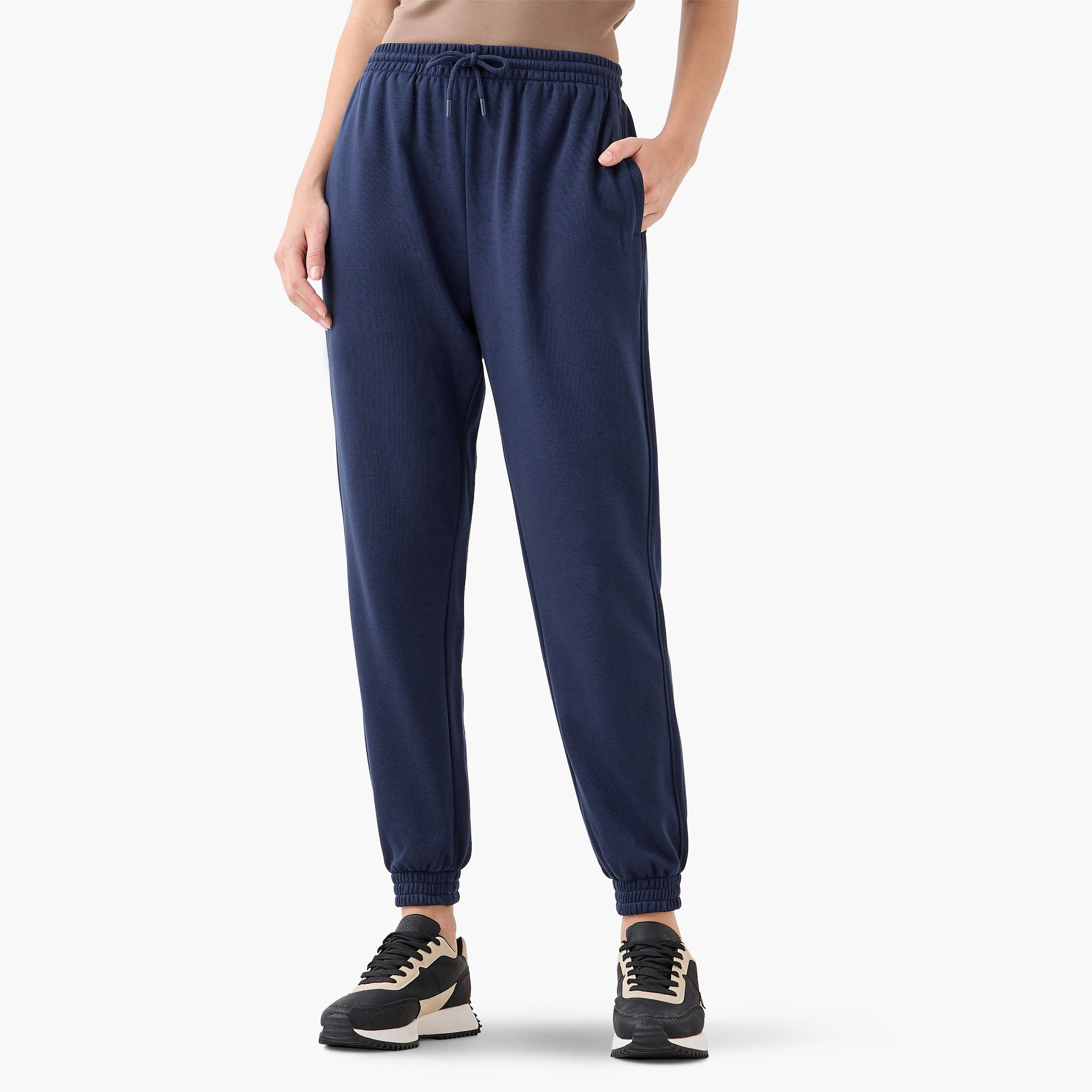 بنطلون رياضي بخصر مرن وجيوب-women-clothing-bottoms-joggers-image-3