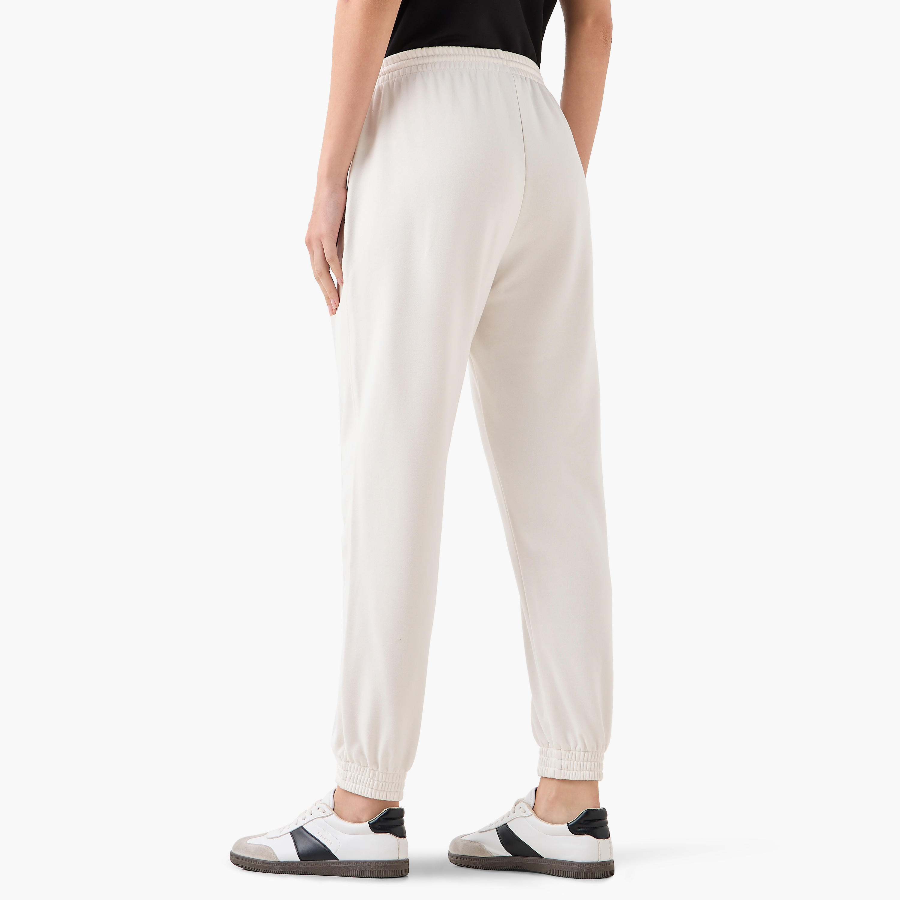بنطلون رياضي بخصر مرن وجيوب-women-clothing-bottoms-joggers-image-4