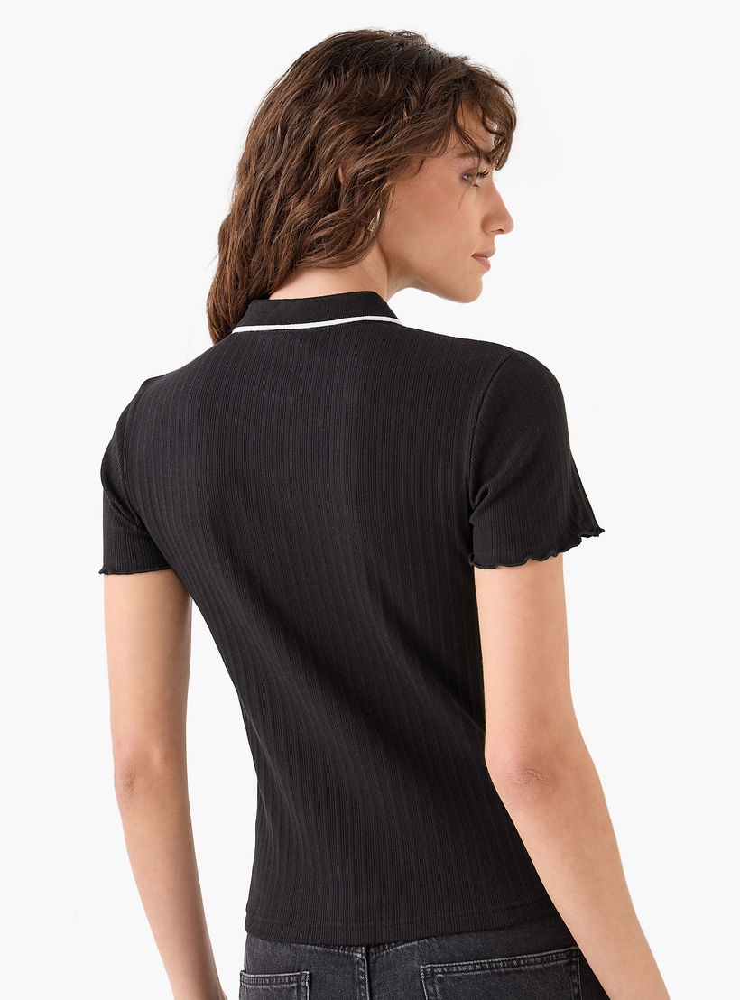 تيشيرت بولو بتفاصيل مغايرة-women-clothing-tshirts-image-5