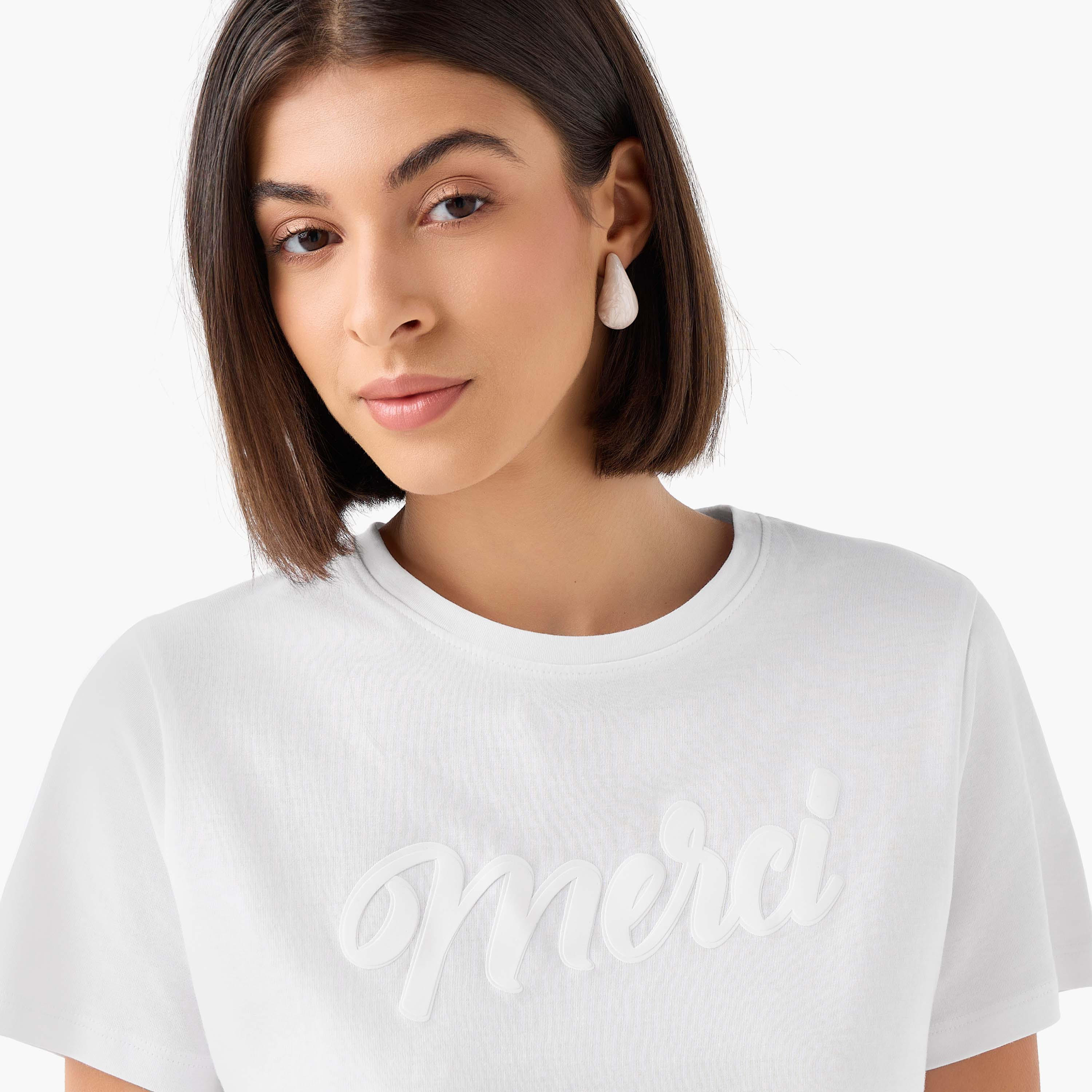 تيشيرت قطن بقصة عادية وطبعات-women-clothing-tshirts-image-5