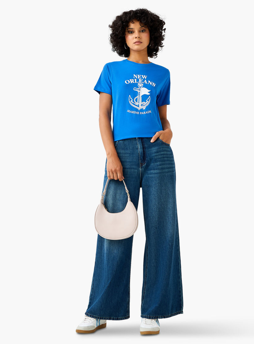 تيشيرت قطن بقصة عادية وطبعات-women-clothing-tshirts-image-2