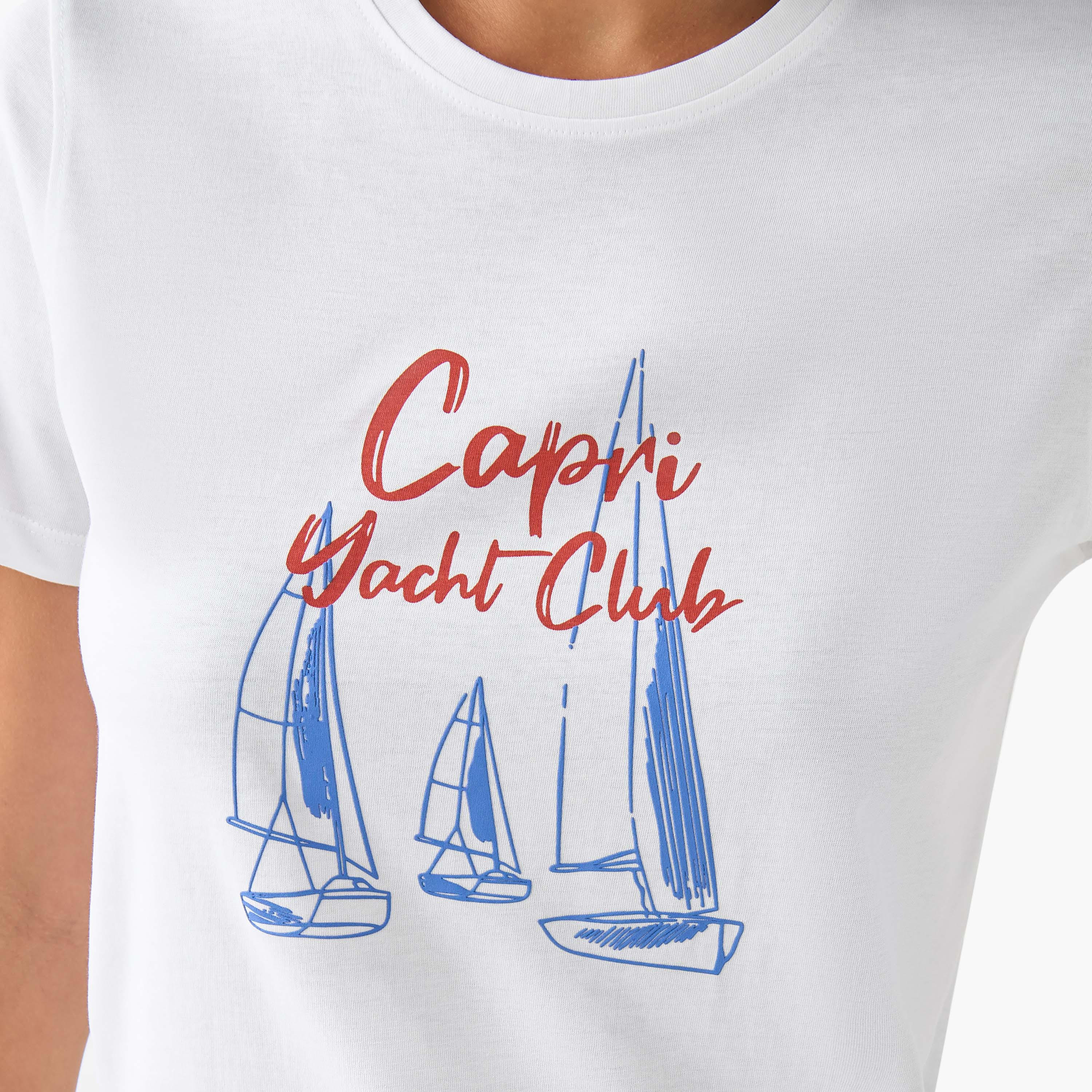 تيشيرت قطن بقصة عادية بطبعات جرافيك-women-clothing-tshirts-image-2