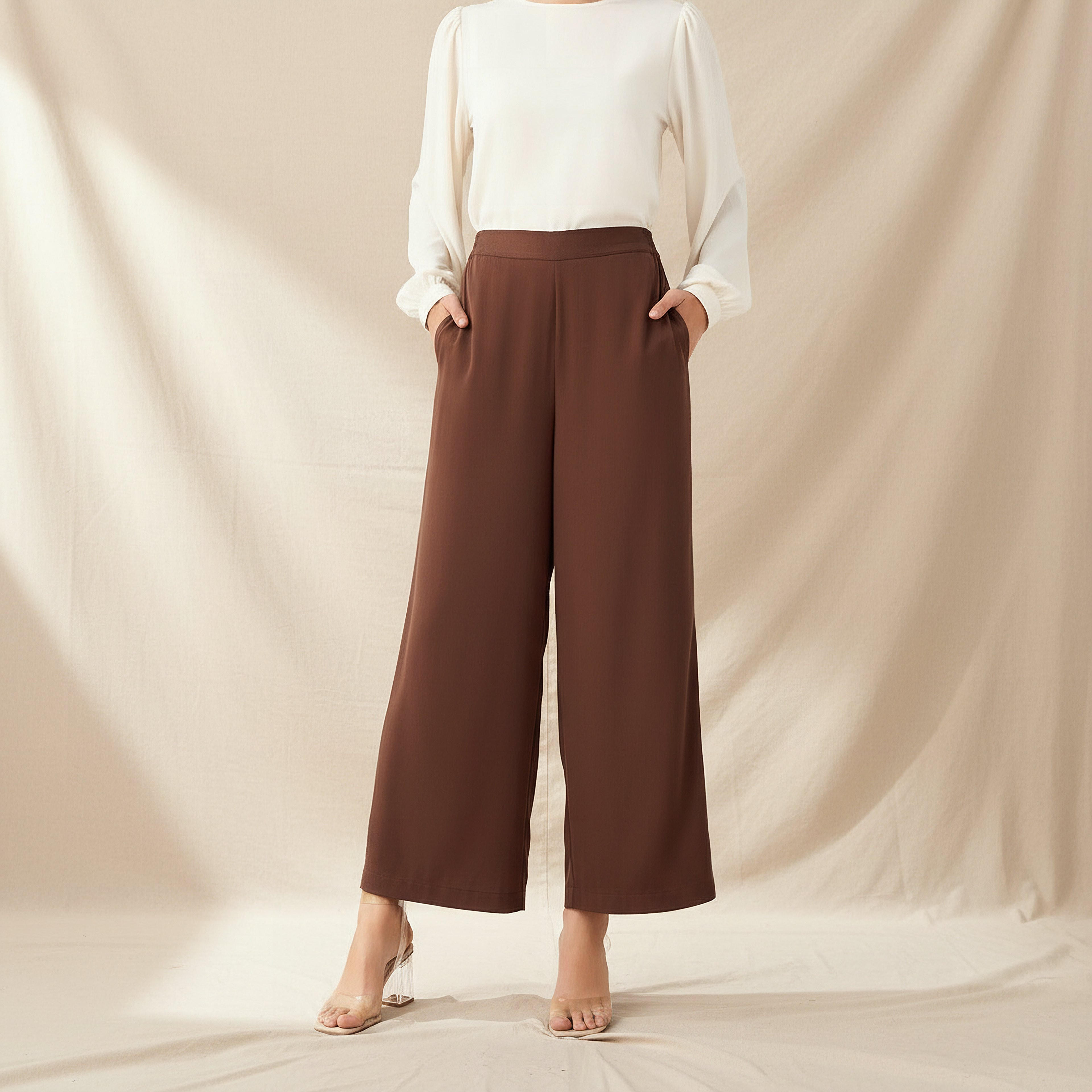 بنطلون بلازو بقصّة مريحة وخصر مرن-women-clothing-bottoms-trousers-image-1