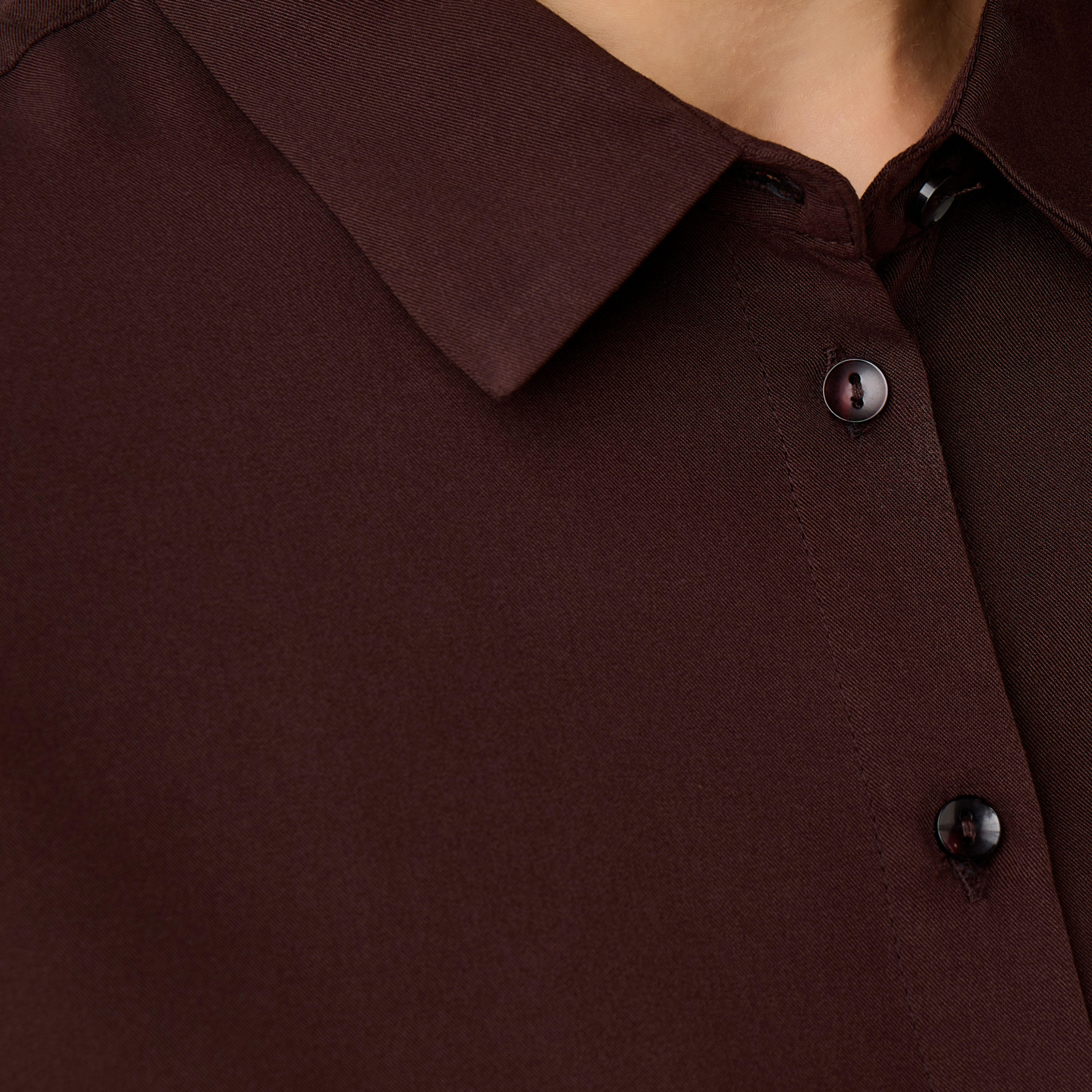 قميص فيسكوز بقصة عادية وياقة-women-clothing-shirtsandblouses-shirts-image-1
