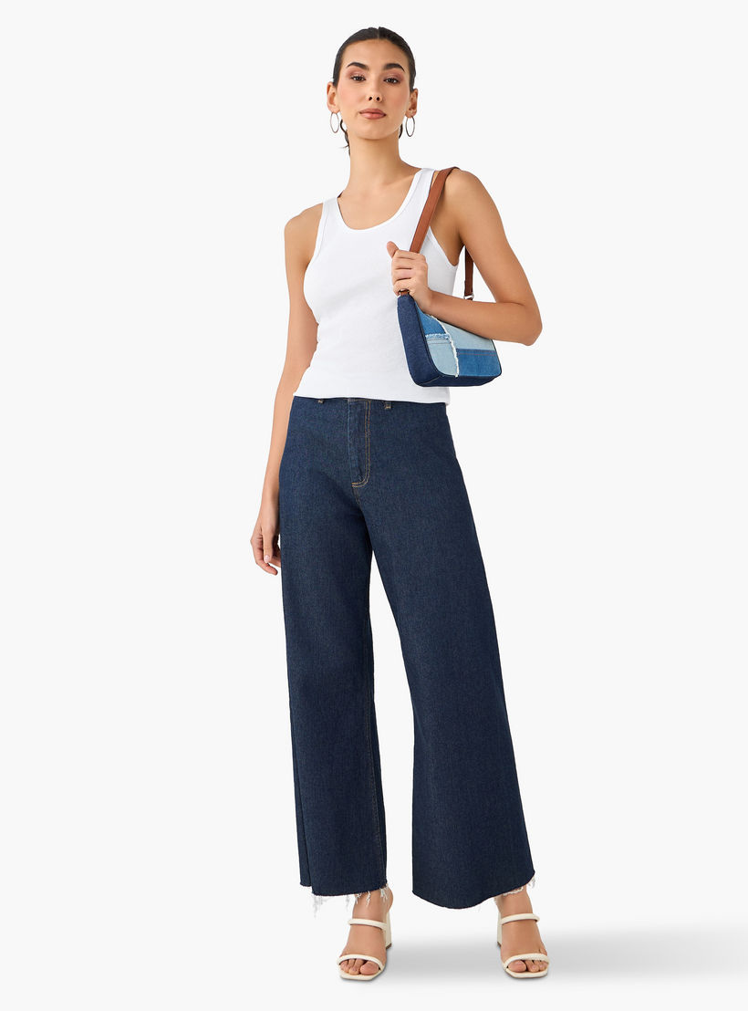 بلوزة تانك مضلعة بقصّة سليم وياقة عميقة-women-clothing-tshirts-image-2