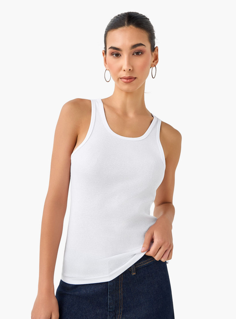 بلوزة تانك مضلعة بقصّة سليم وياقة عميقة-women-clothing-tshirts-image-6