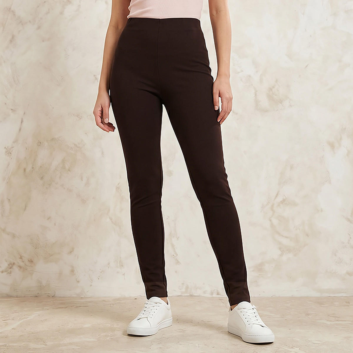 بنطلون ليقنز بخصر مرتفع-women-clothing-bottoms-leggings-image-1