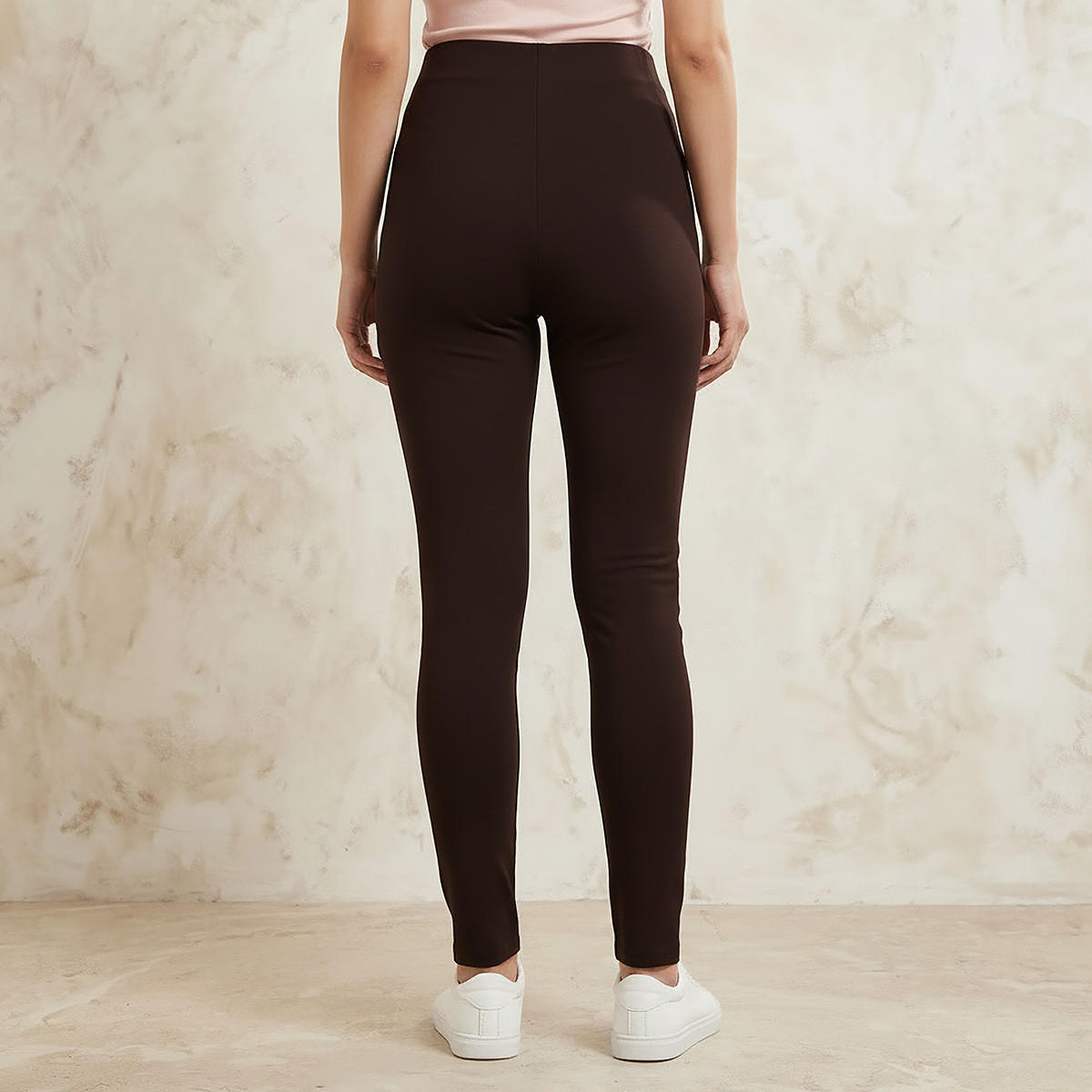 بنطلون ليقنز بخصر مرتفع-women-clothing-bottoms-leggings-image-4