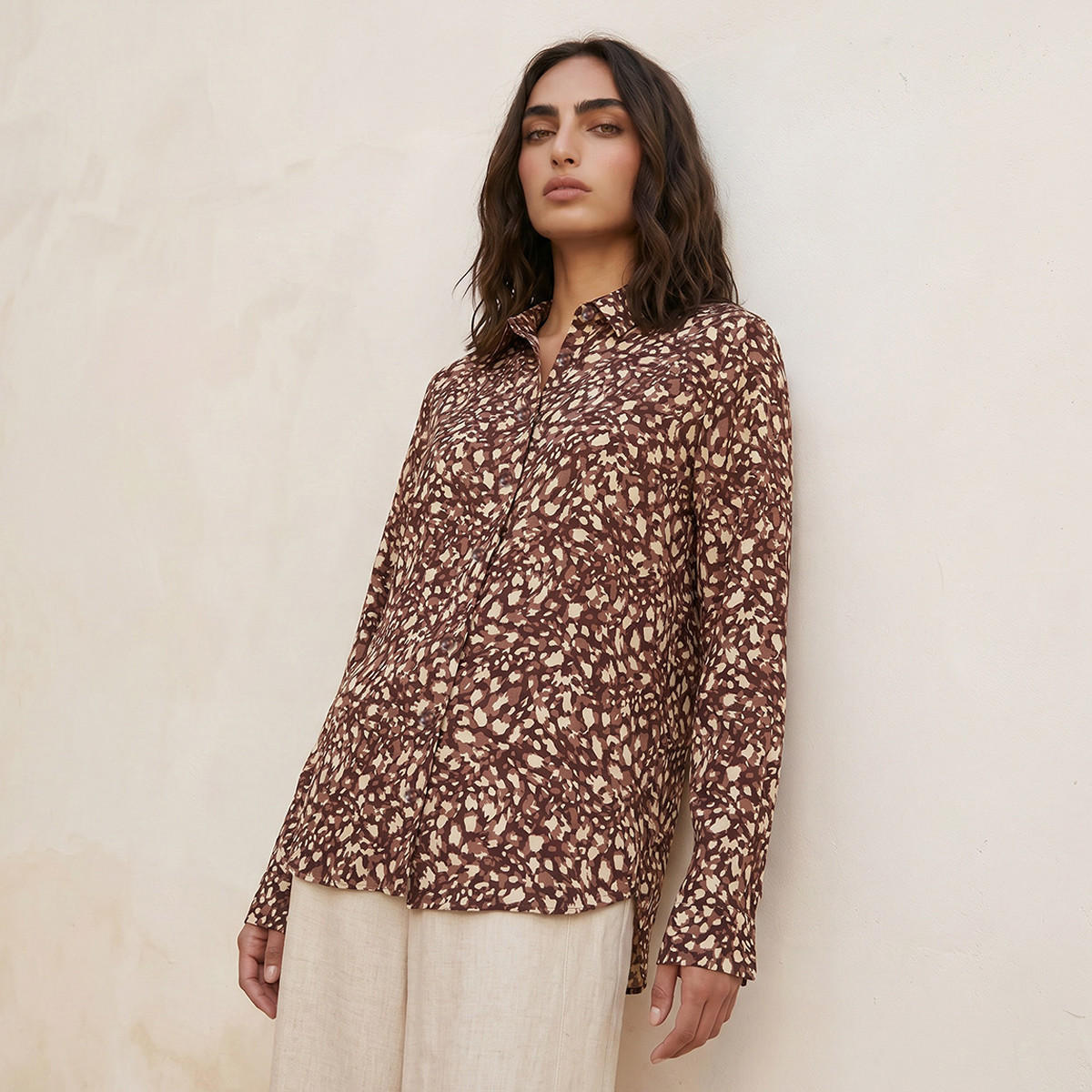 قميص فيسكوز بقصة عادية وطبعات من سبلاش بيسكس-women-clothing-shirtsandblouses-blouses-image-5
