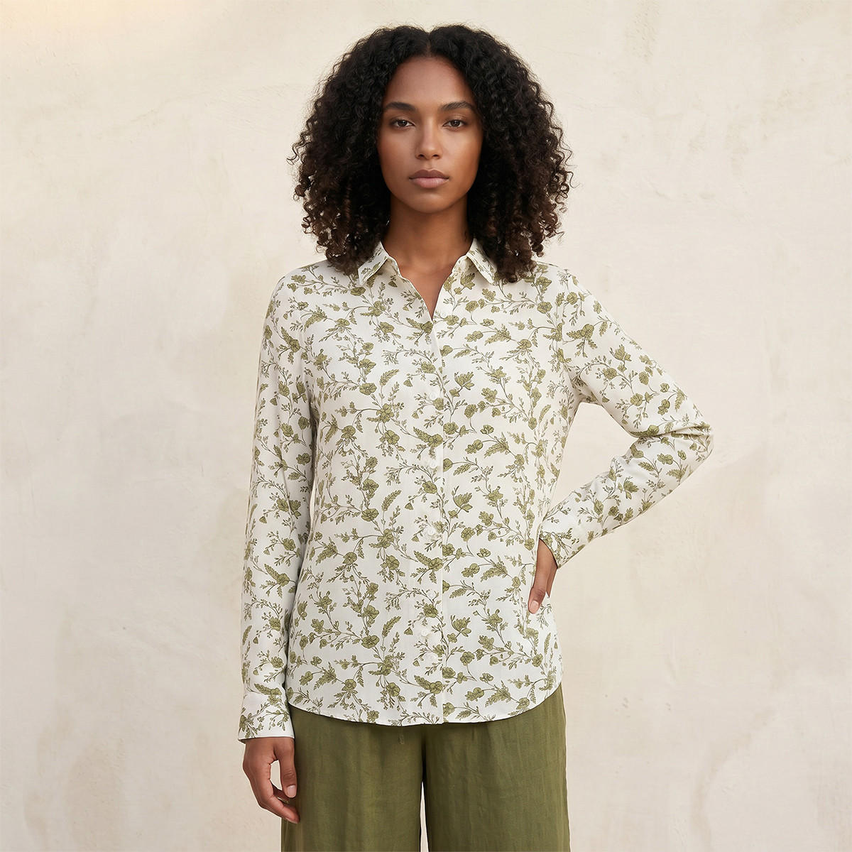 قميص فيسكوز بقصة عادية وطبعات زهرية من سبلاش بيزيكس-women-clothing-shirtsandblouses-shirts-image-1