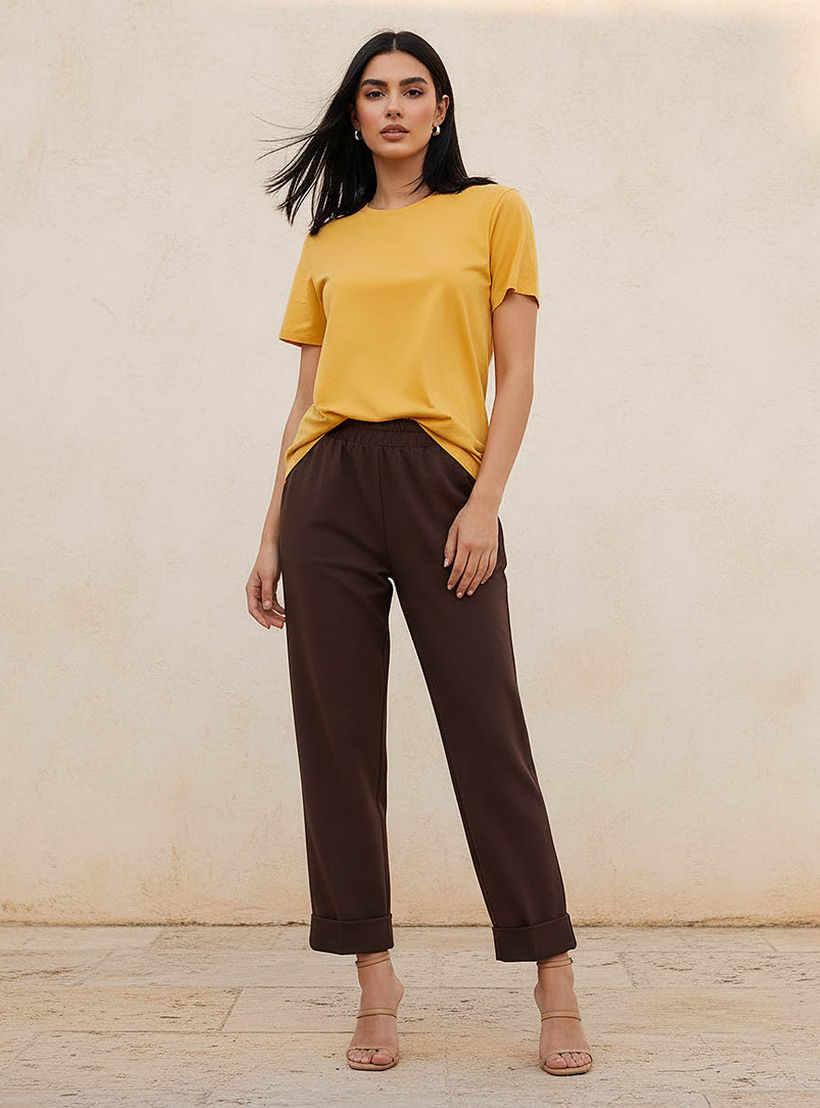تيشيرت بقصة عادية وياقة ضيقة-women-clothing-tshirts-image-3