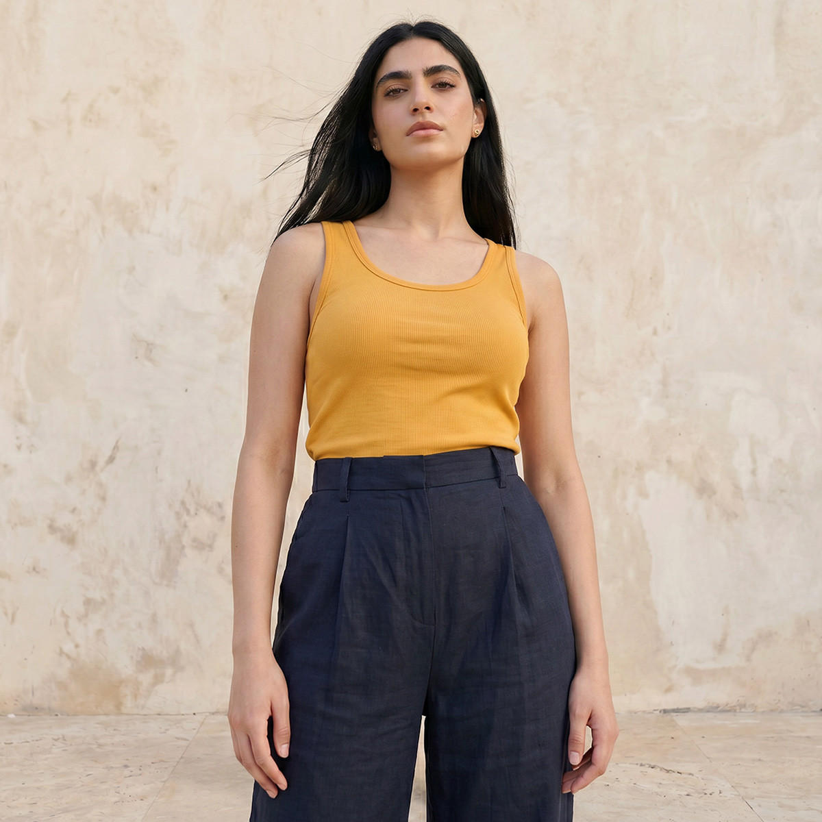 بلوزة تانك بقصّة سليم وتصميم مضلع-women-clothing-tshirts-image-1