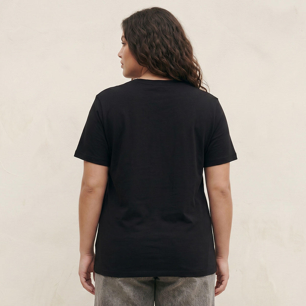 تيشيرت قطن بقصة عادية بطبعة هامبتونز من سبلاش بيسك-women-clothing-tshirts-image-4