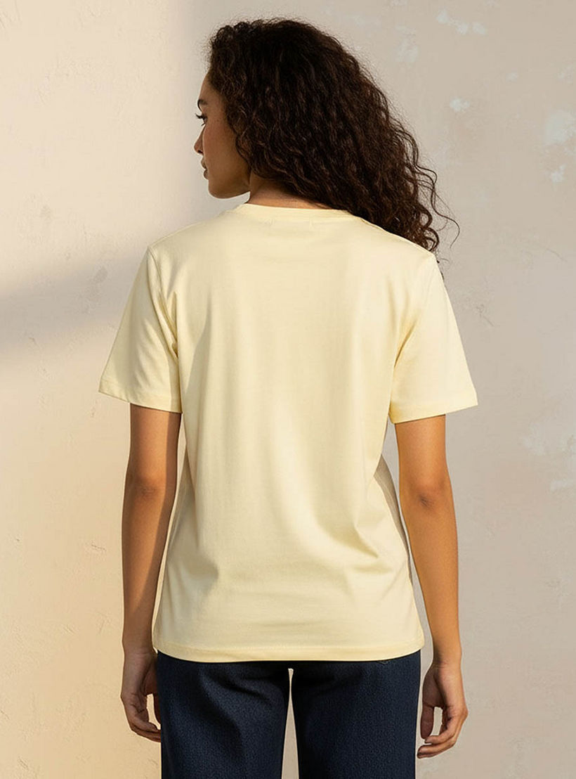 تيشيرت قطن بتطريزات شعار-women-clothing-tshirts-image-4