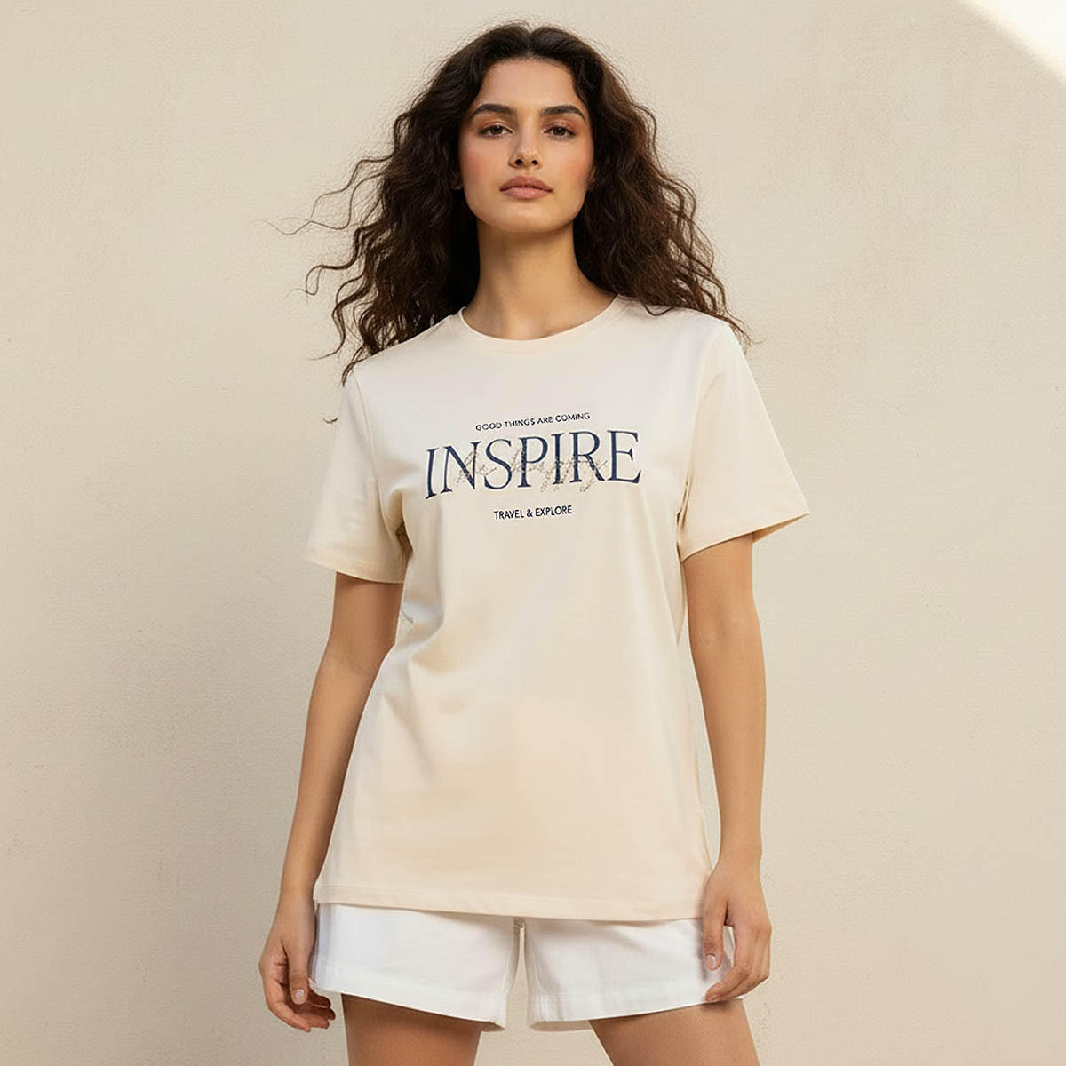 تيشيرت قطن بقصة عادية وطبعات-women-clothing-tshirts-image-1