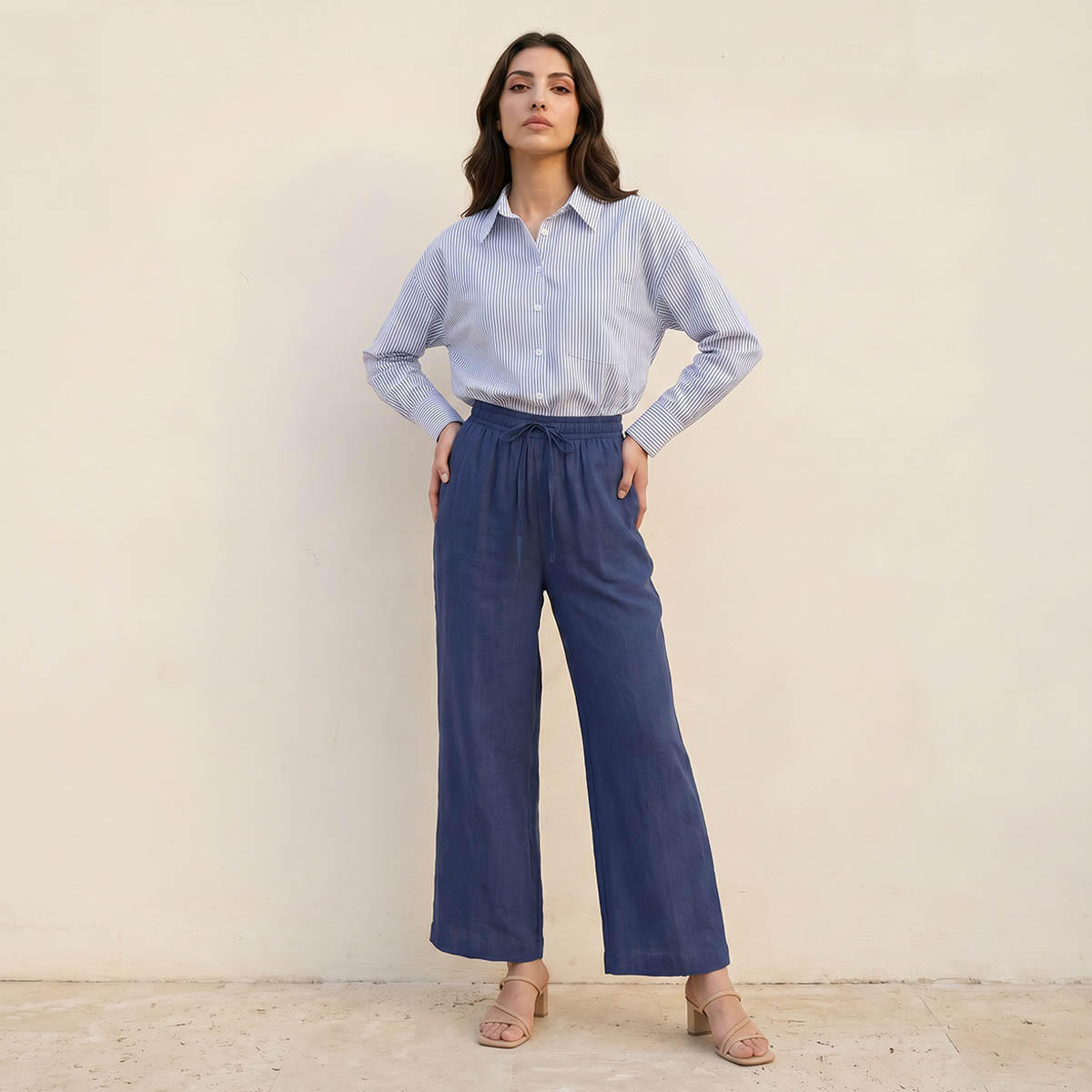 بنطلون من مزيج الكتان سهل الارتداء واسع الساقين بخصر برباط من أساسيات سبلاش-women-clothing-trousers-image-3