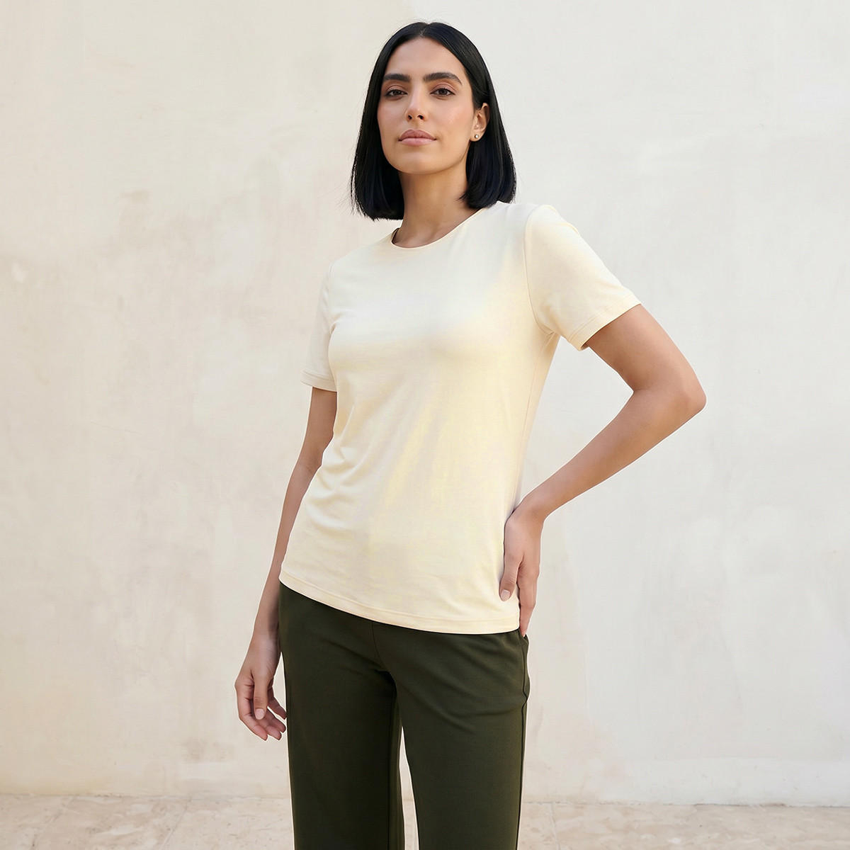 تيشيرت بقصة عادية وياقة مستديرة من سبلاش بيسك-women-clothing-tshirts-image-6