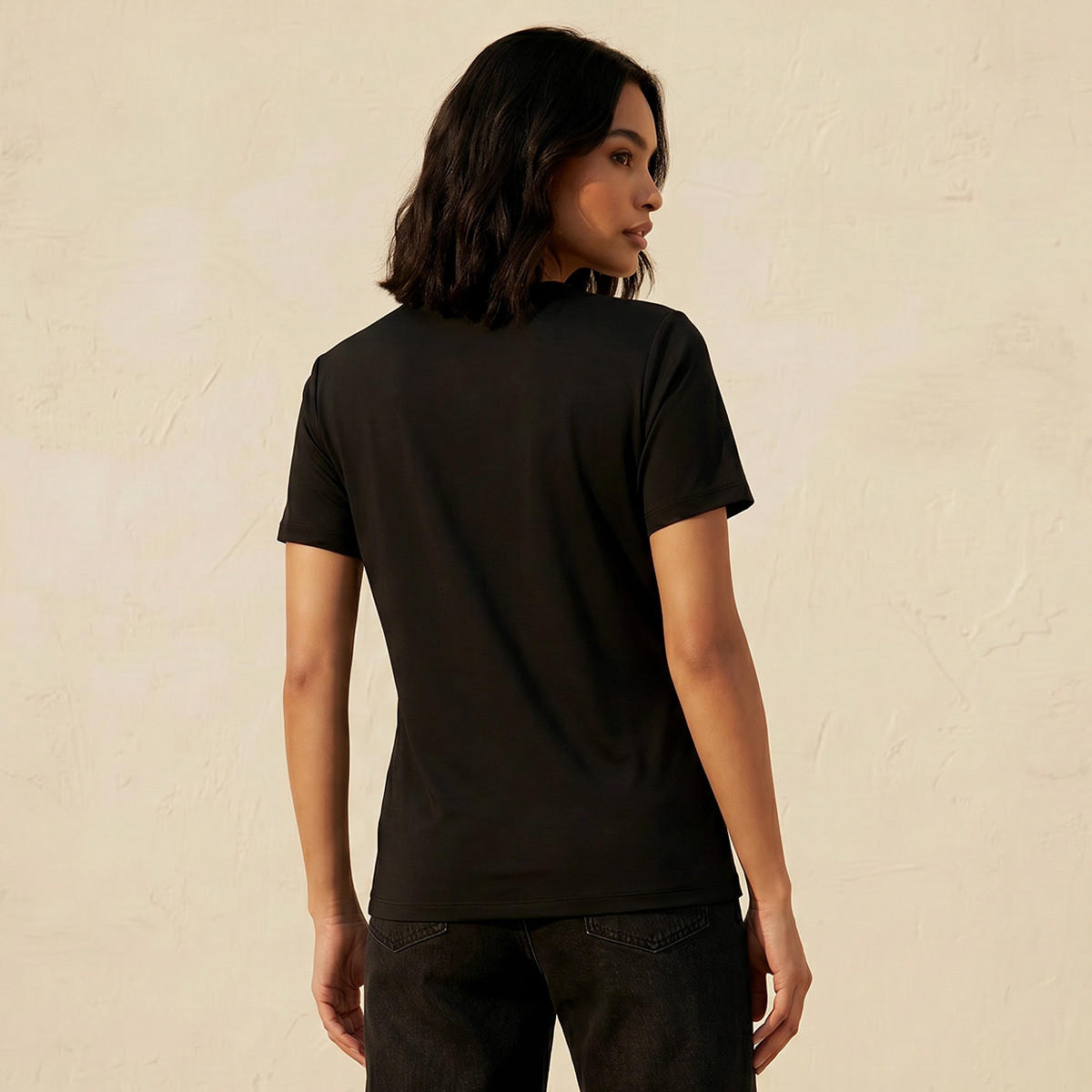 تيشيرت بقصة عادية وياقة مستديرة من سبلاش بيسك-women-clothing-tshirts-image-4