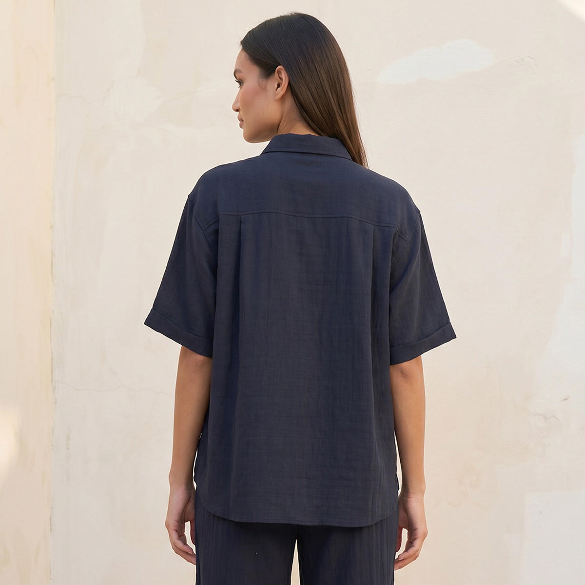 قميص بفتحة أزرار مخفية من سبلاش بيزك-women-clothing-shirtsandblouses-shirts-image-4