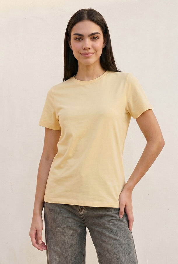 تيشيرت بقصة سليم من سبلاش بيسك-women-clothing-tshirts-image-1
