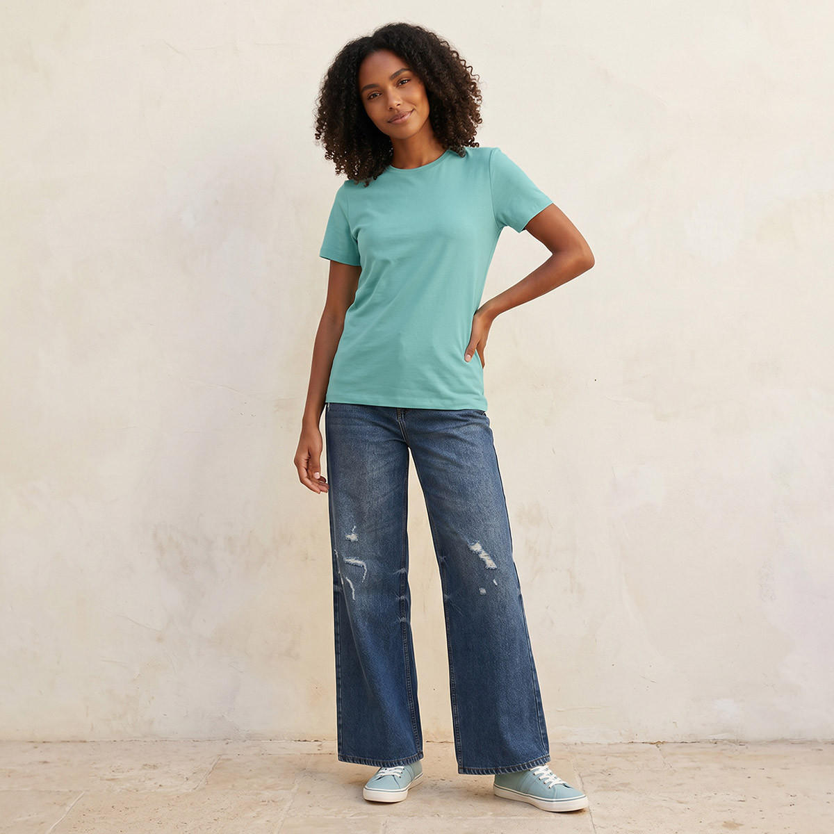تيشيرت بقصة سليم من سبلاش بيسك-women-clothing-tshirts-image-3