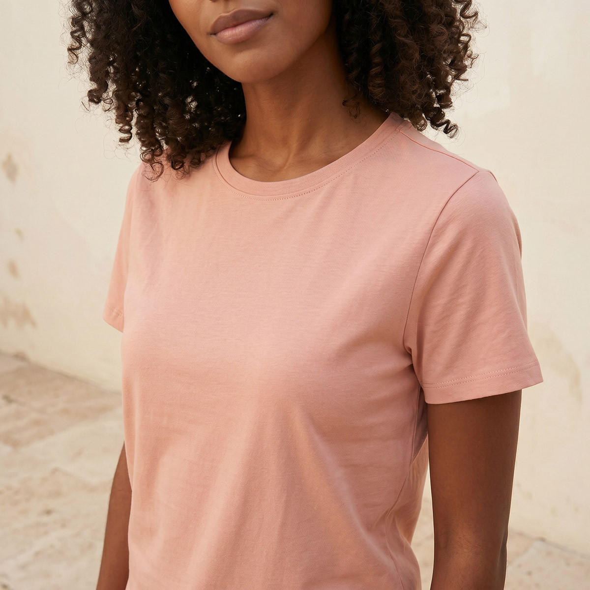 تيشيرت بقصة سليم من سبلاش بيسك-women-clothing-tshirts-image-7