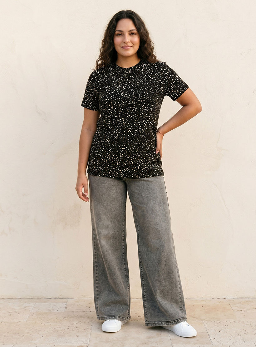 تيشيرت بقصة سليم وطبعات من سبلاش بيزك-women-clothing-tshirts-image-3
