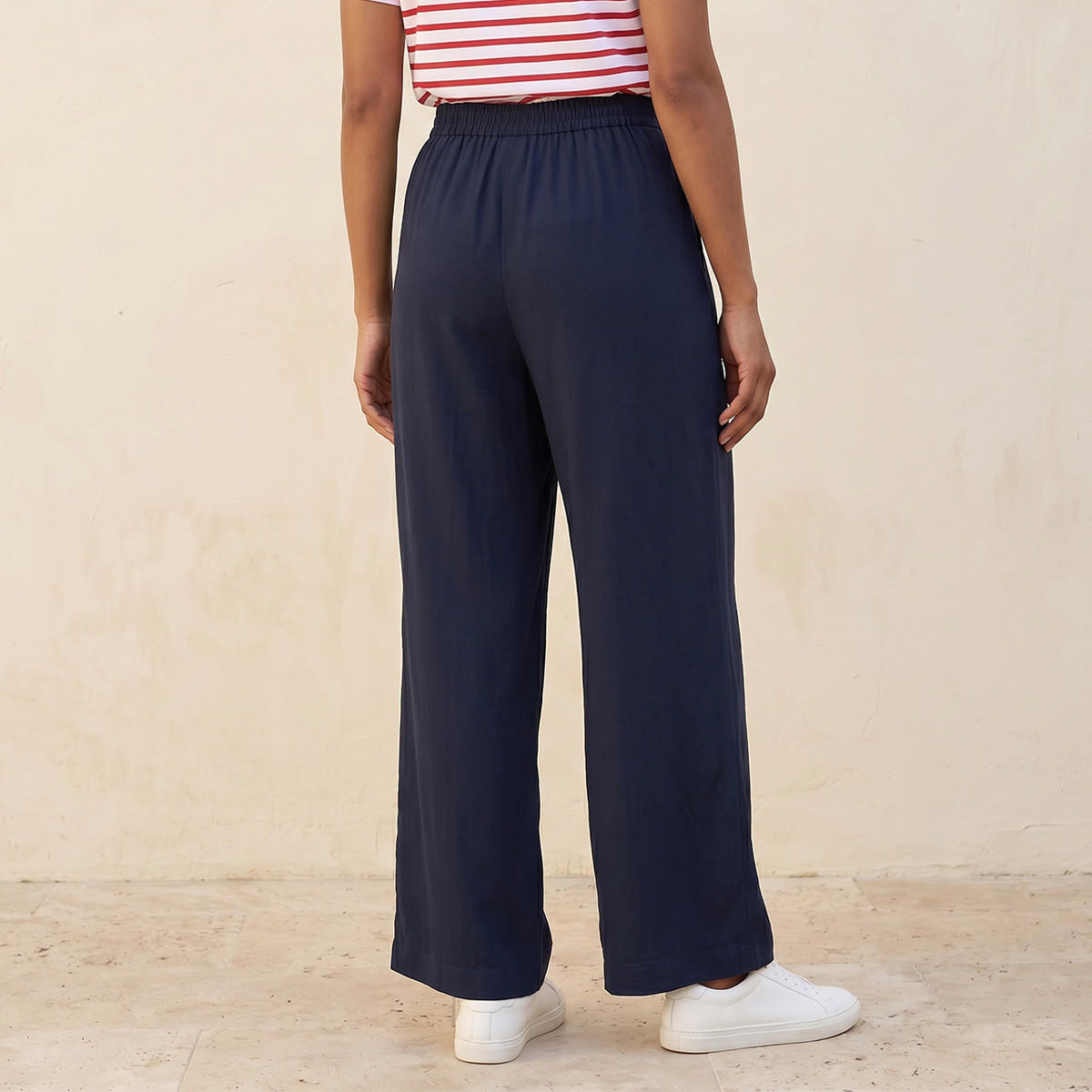 بنطلون فيسكوز بخصر نصف مطاطي من سبلاش بيسك-women-clothing-trousers-image-4