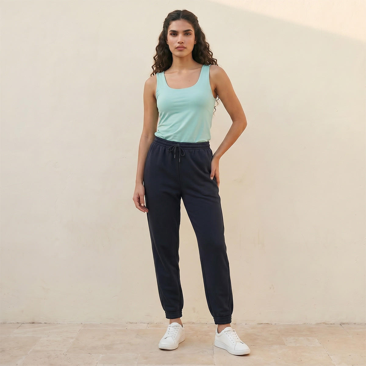 بلوزة بقصة عادية وياقة عميقة من سبلاش بيسك-women-clothing-tshirts-image-3