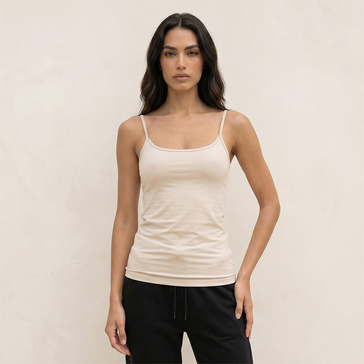 قميص داخلي بقصة عادية وحمالات رفيعة من سبلاش بيسك-women-clothing-tshirts-image-1