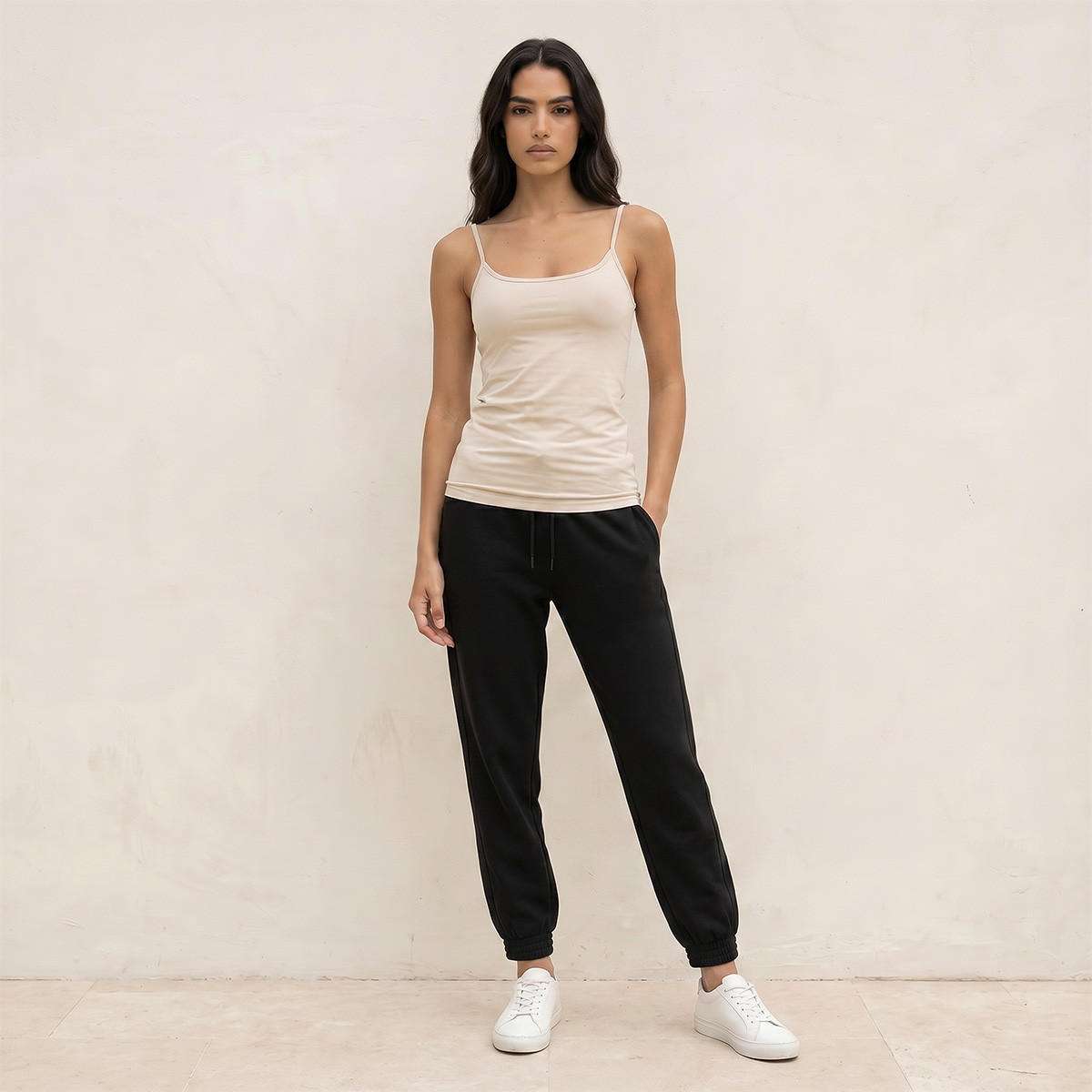 قميص داخلي بقصة عادية وحمالات رفيعة من سبلاش بيسك-women-clothing-tshirts-image-3