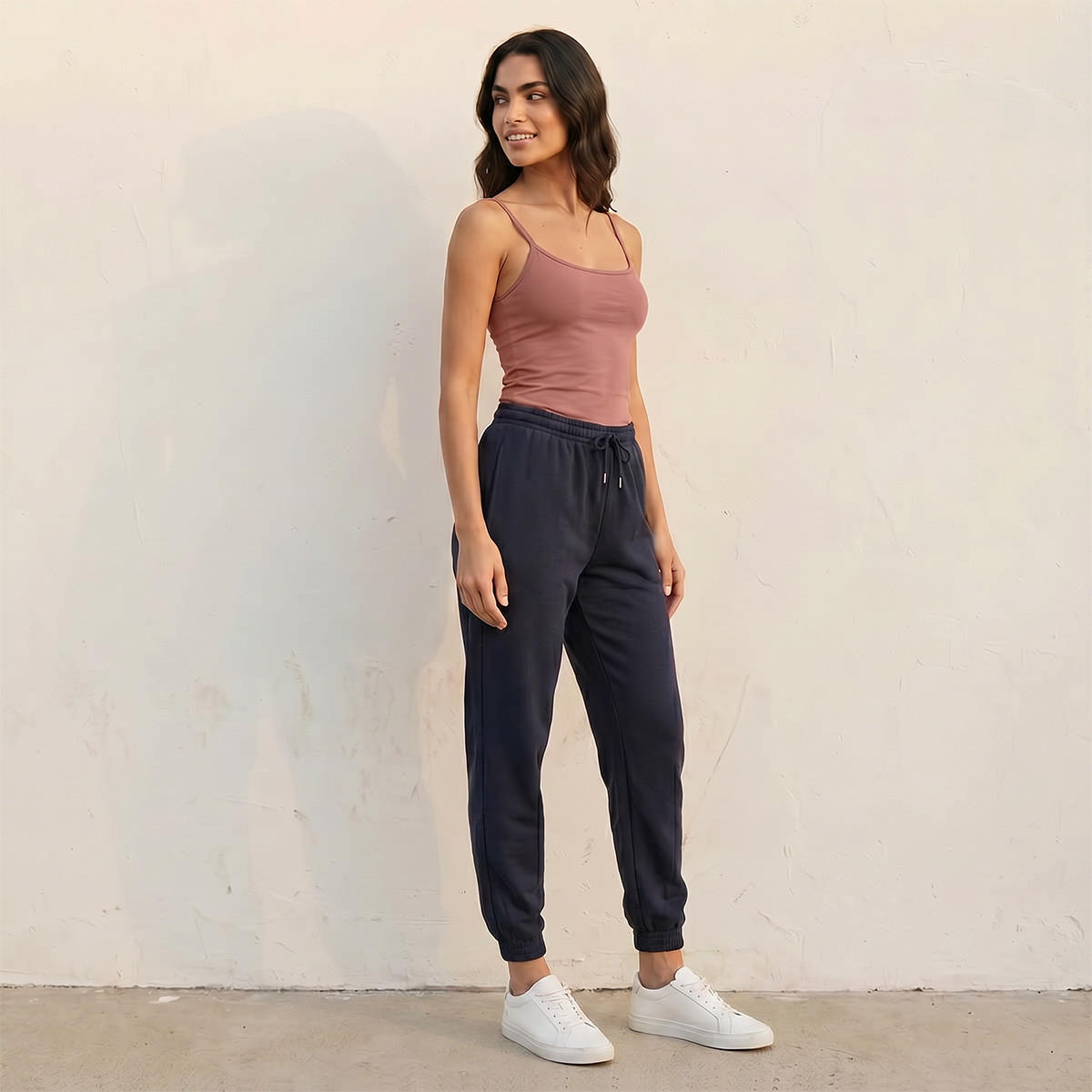 قميص داخلي بقصة عادية وحمالات رفيعة من سبلاش بيسك-women-clothing-tshirts-image-3