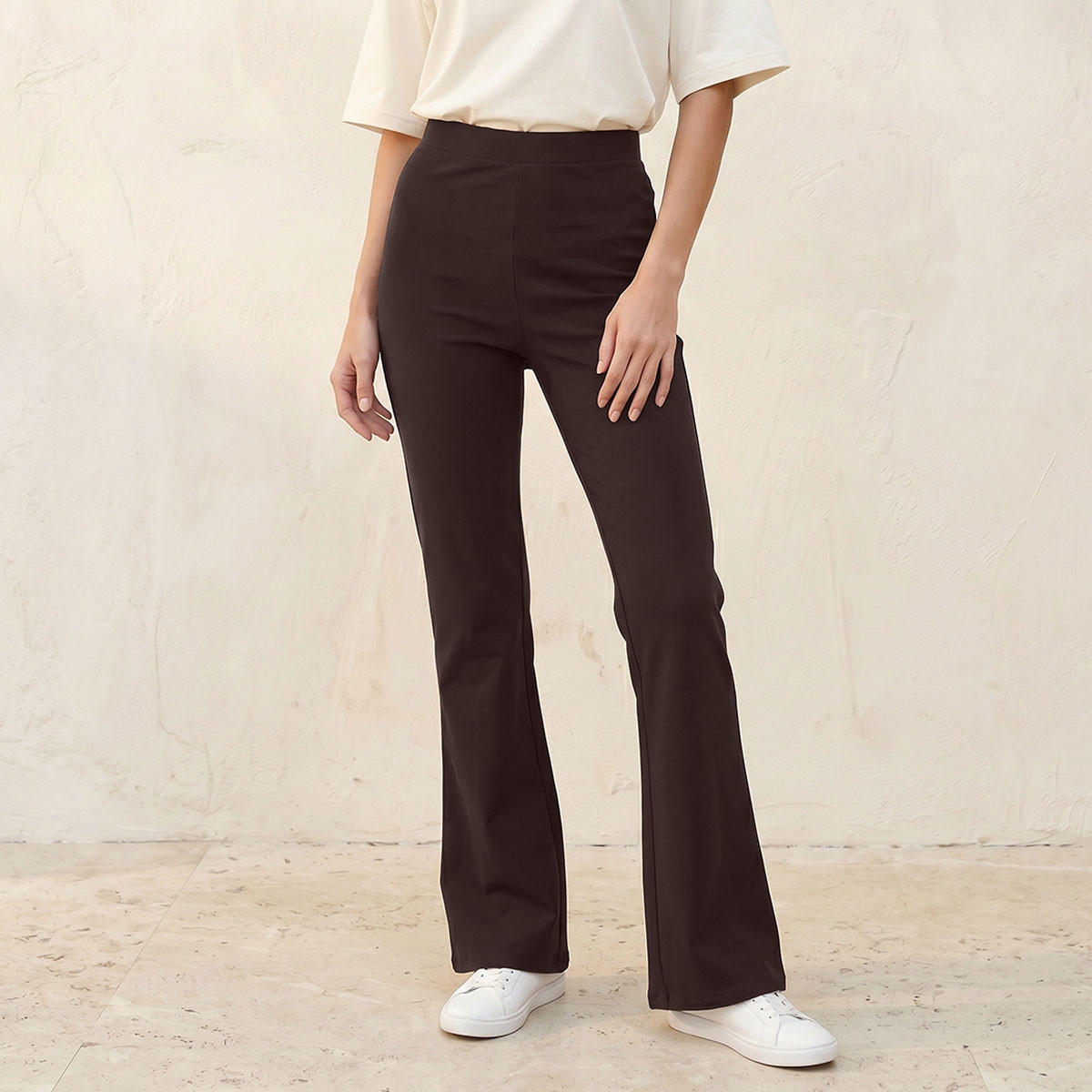 بنطلون ليقنز واسع بخصر مطاطي من سبلاش بيسك-women-clothing-leggings-image-1