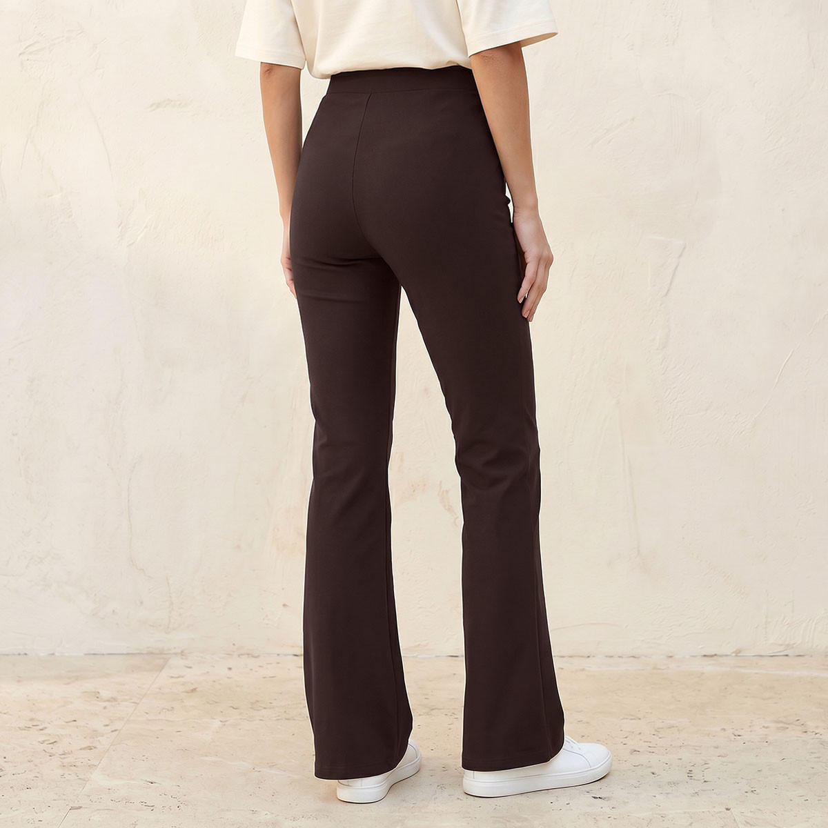 بنطلون ليقنز واسع بخصر مطاطي من سبلاش بيسك-women-clothing-leggings-image-4