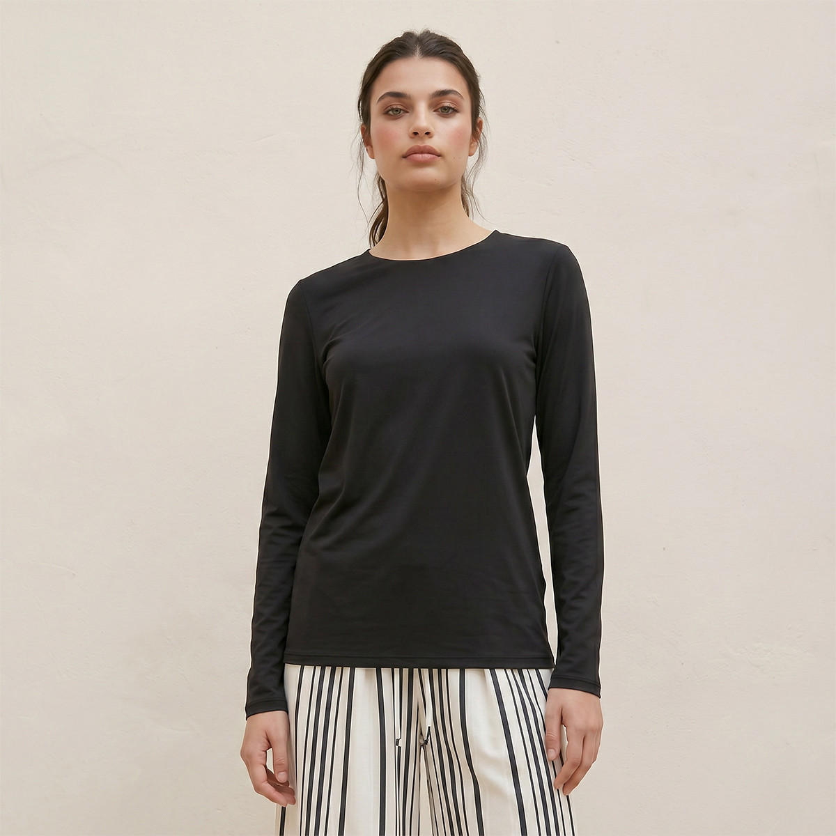 تيشيرت بقصة عادية من سبلاش بيسك-women-clothing-tshirts-image-1