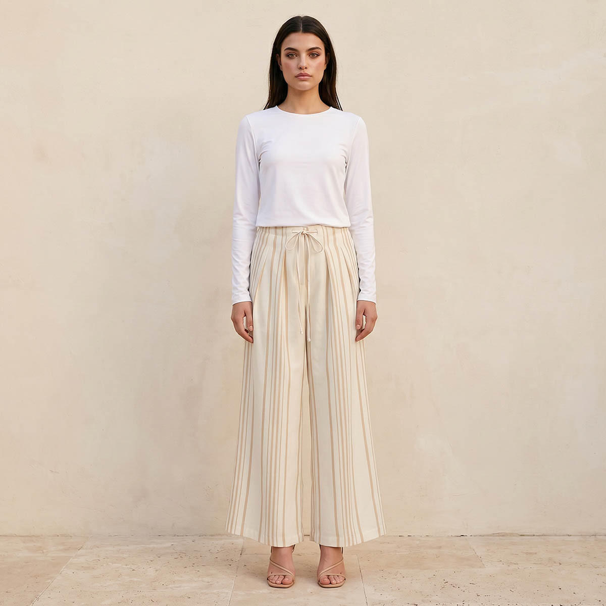 تيشيرت بقصة عادية من سبلاش بيسك-women-clothing-tshirts-image-3