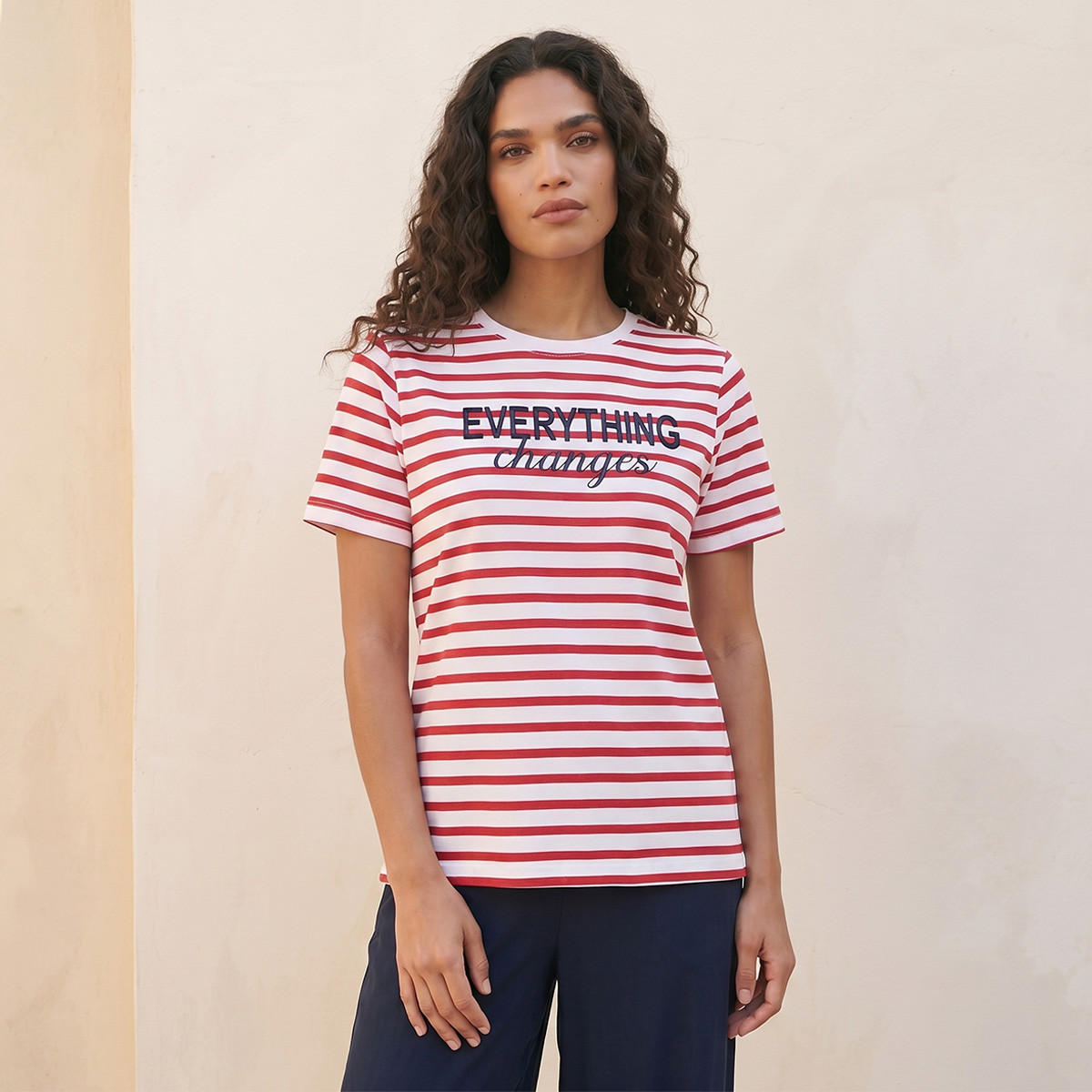 تيشيرت بتطريزات شعار من سبلاش بيسك-women-clothing-tshirts-image-5