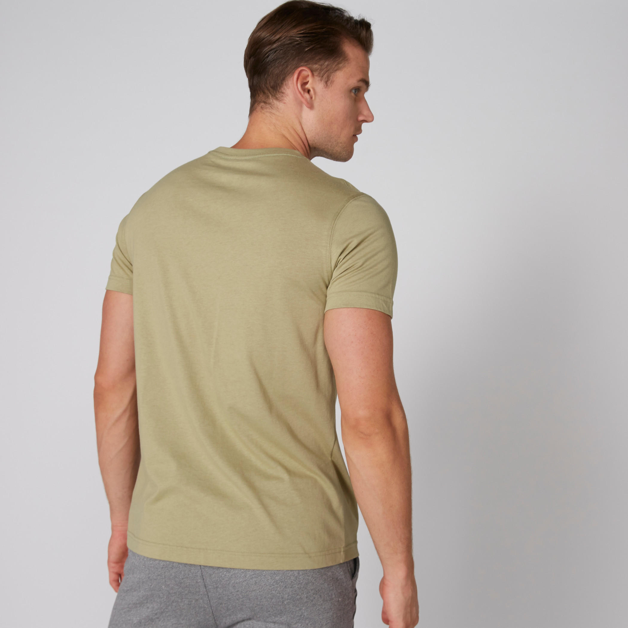 تيشيرت بطبعات وياقة مستديرة وأكمام قصيرة-men-clothing-tshirtsandpolos-tshirts-image-2